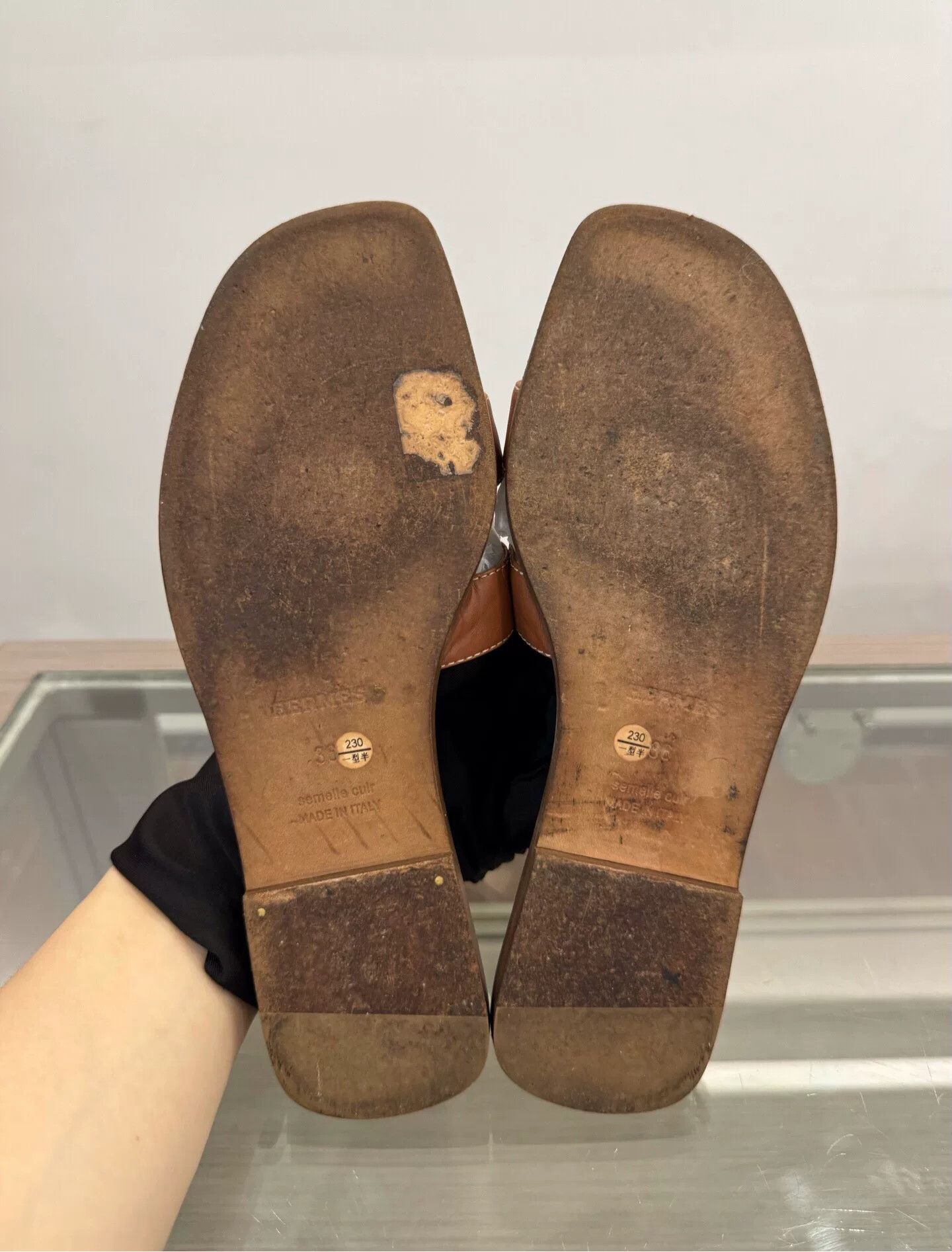 Hermes Hermes Oran H Logo Slide Sandals Size US 7 / IT 37 - 6 Thumbnail