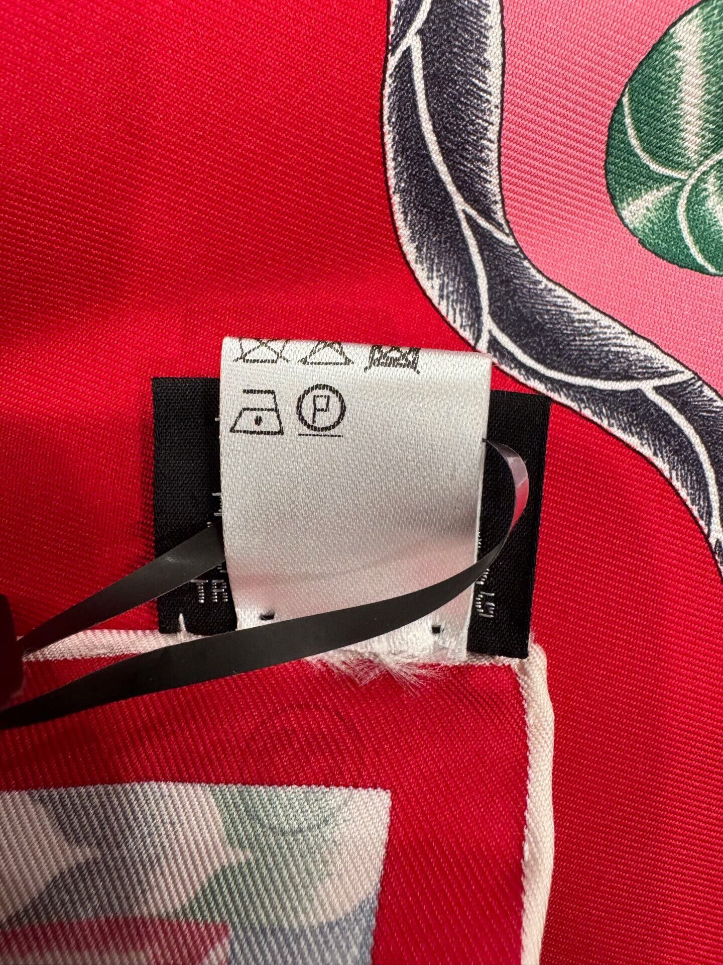 Hermes Hermes Red Horse Head Silk Scarf Size ONE SIZE - 8 Thumbnail
