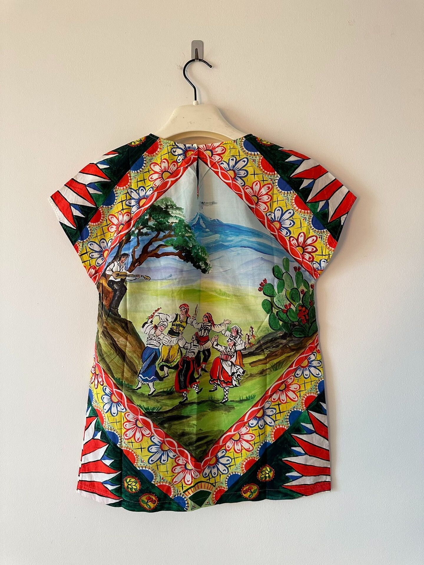 DG Runway Xanadu Oil Painting Tee