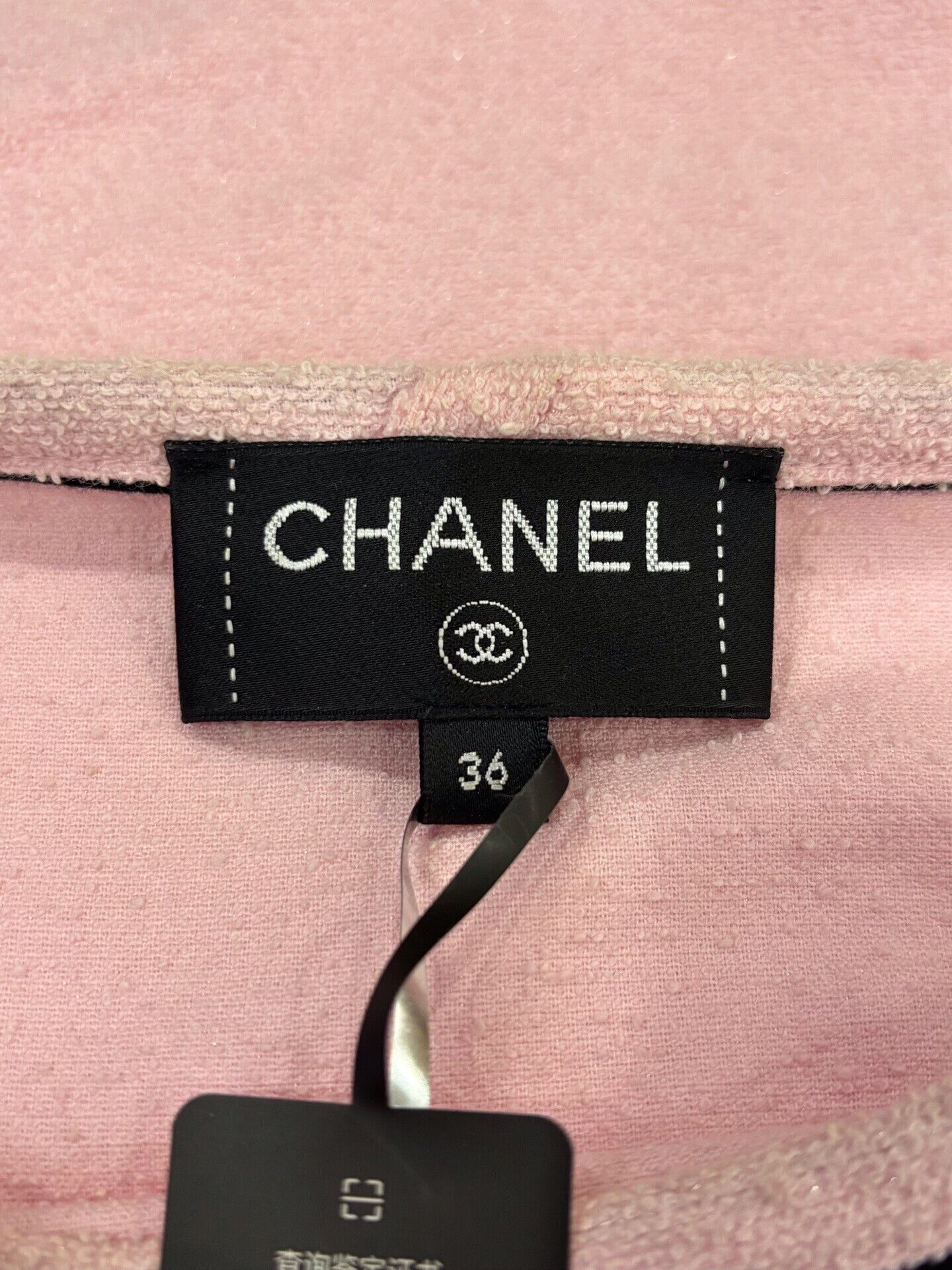 Chanel Chanel Cruise Collection Pink Short Sleeve Tee Size XS / US 0-2 / IT 36-38 - 5 Thumbnail