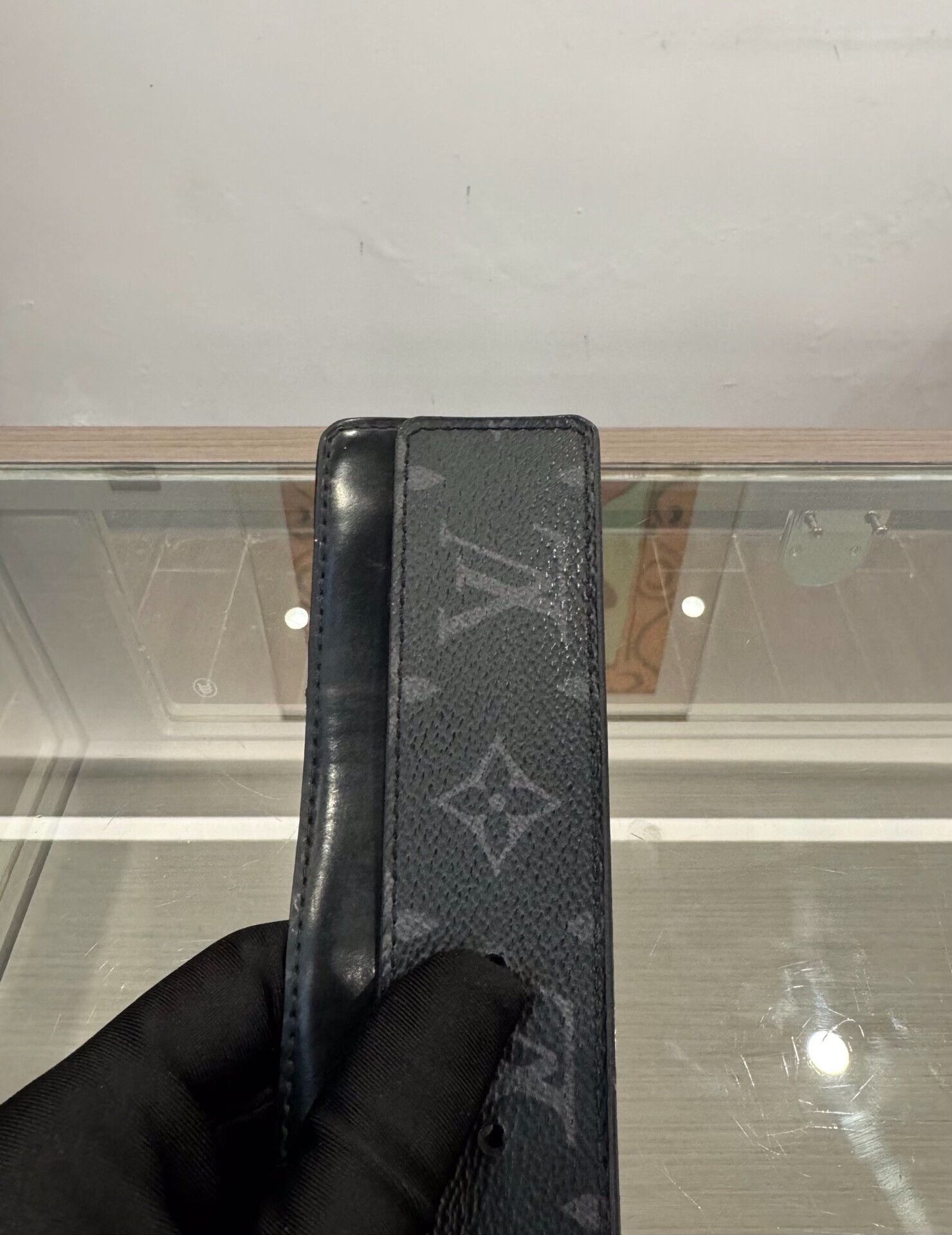Louis Vuitton Louis Vuitton Initiales Black Gray Belt Size ONE SIZE - 7 Thumbnail