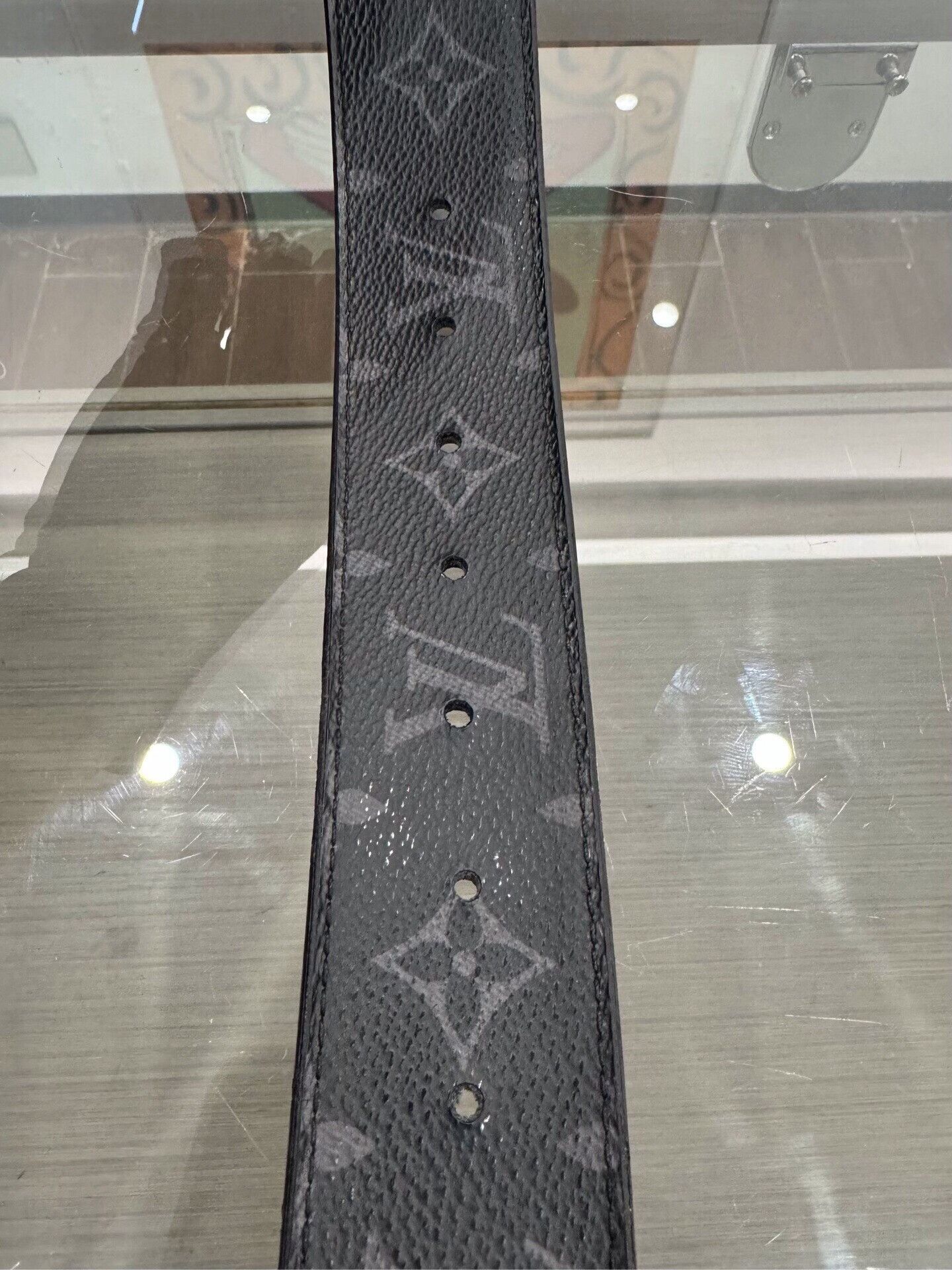 Louis Vuitton Louis Vuitton Initiales Black Gray Belt Size ONE SIZE - 5 Thumbnail