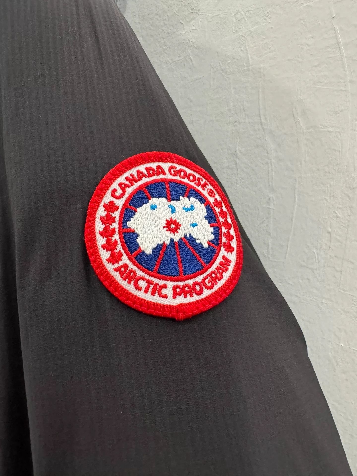 Canada Goose Canada Goose Camp Series Women's Down Jacket Size L / US 10 / IT 46 - 5 Thumbnail