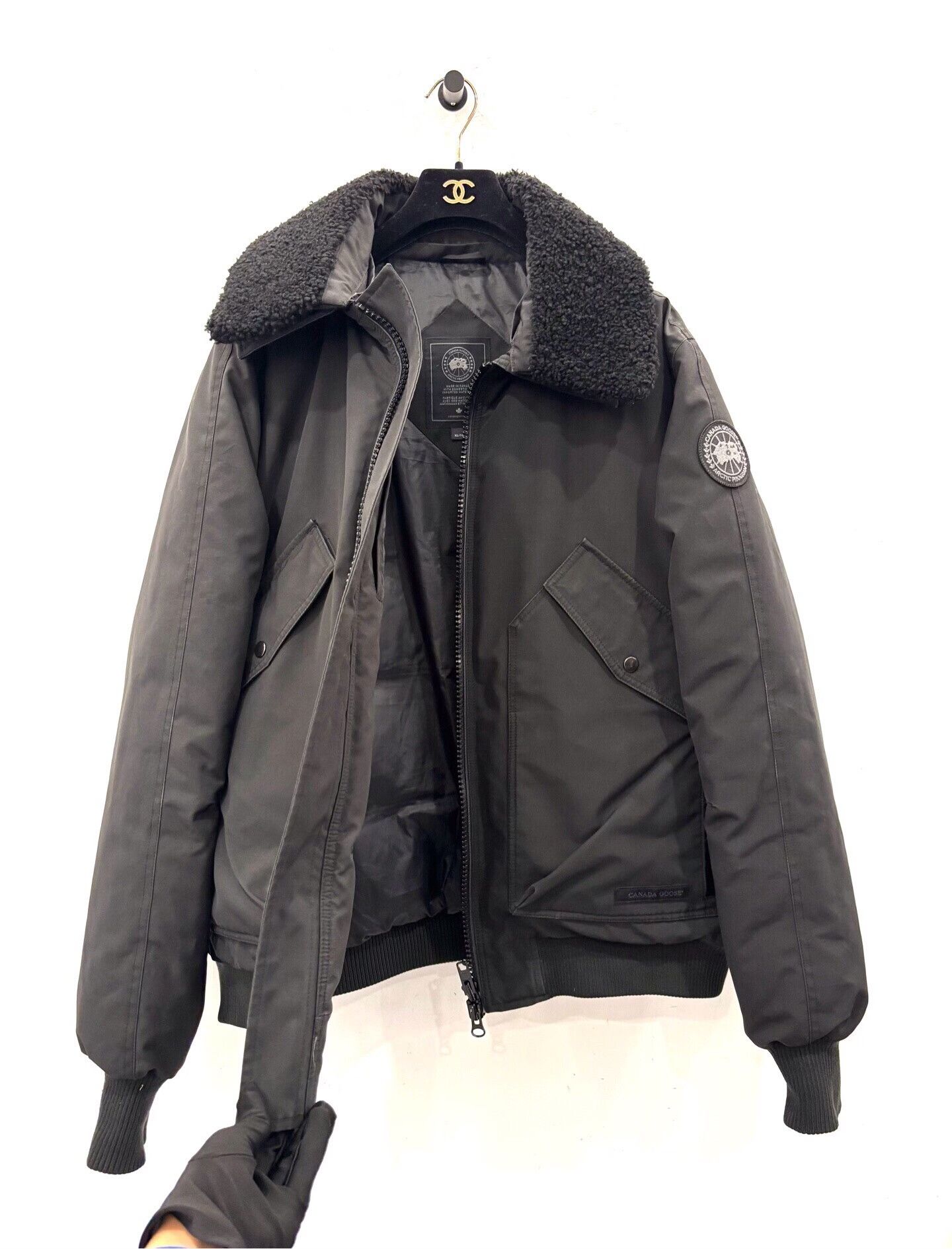 Canada Goose Canada Goose Bromley Men's Down Jacket Size US XL / EU 56 / 4 - 3 Thumbnail