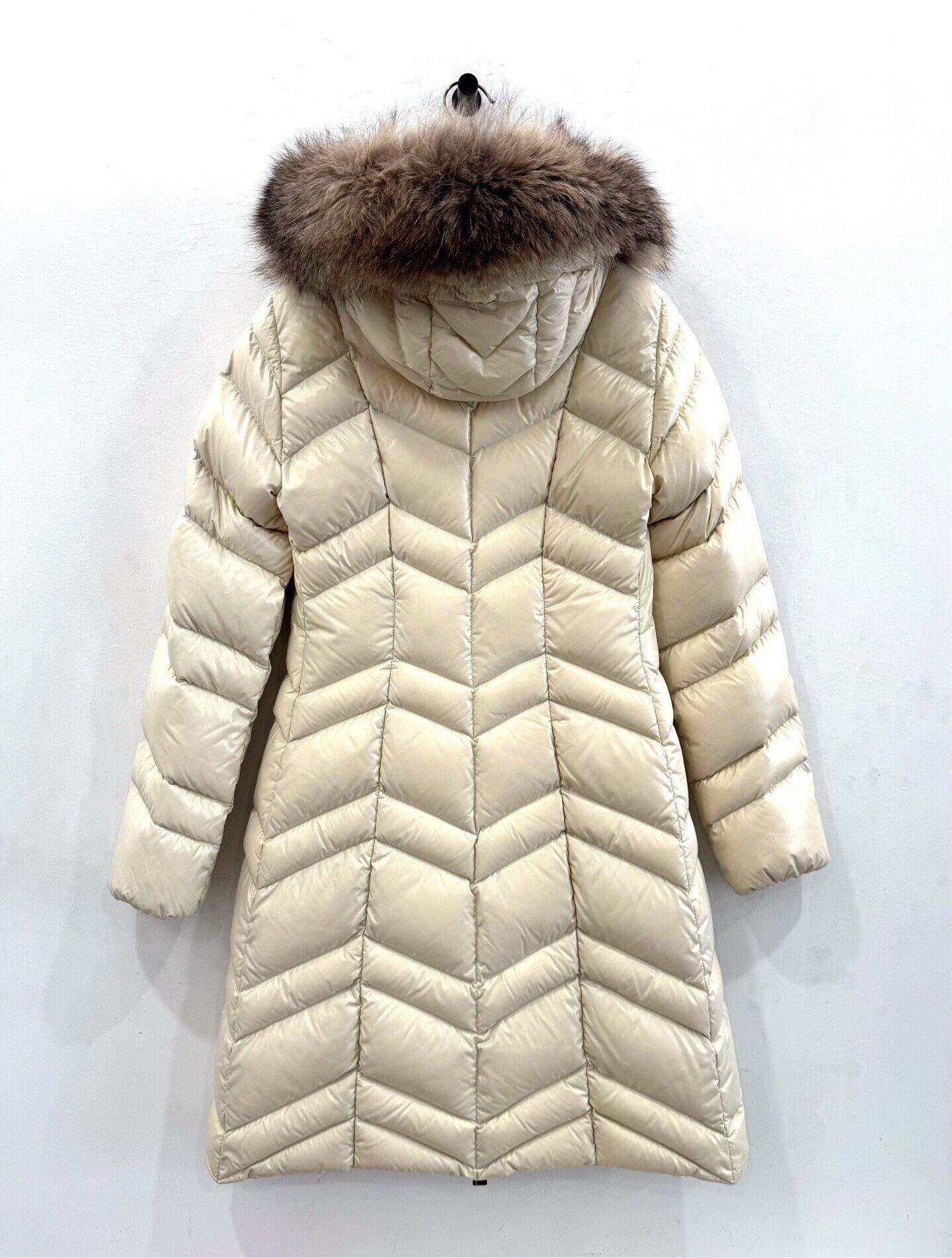 Moncler Moncler Fulmar Women's White Down Jacket Size S / US 4 / IT 40 - 3 Thumbnail