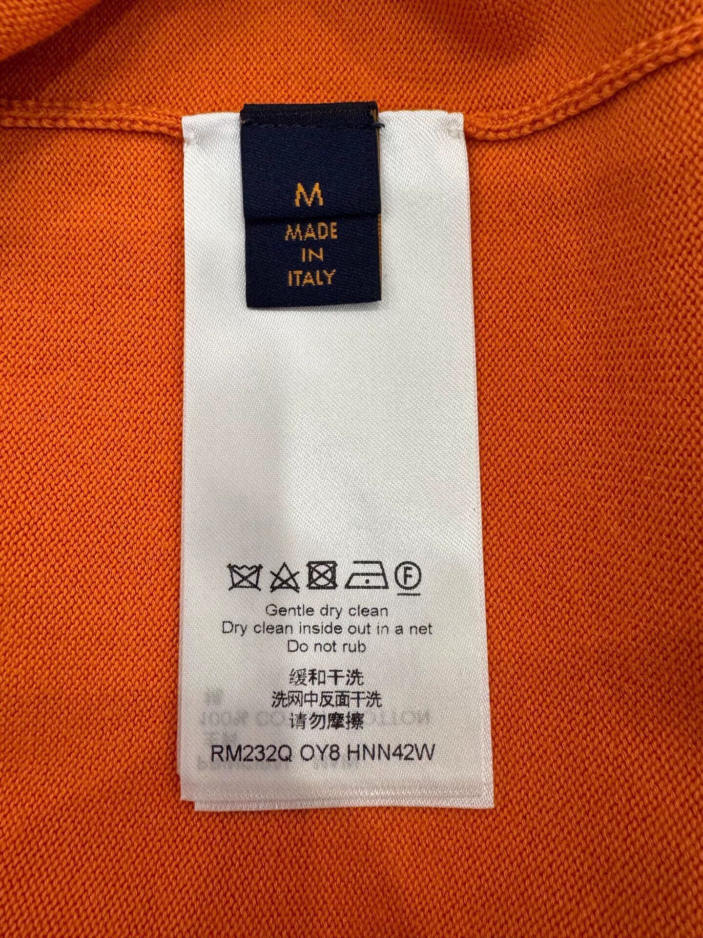 Louis Vuitton Louis Vuitton Orange Embroidered Logo Men's Tee Size US M / EU 48-50 / 2 - 6 Thumbnail