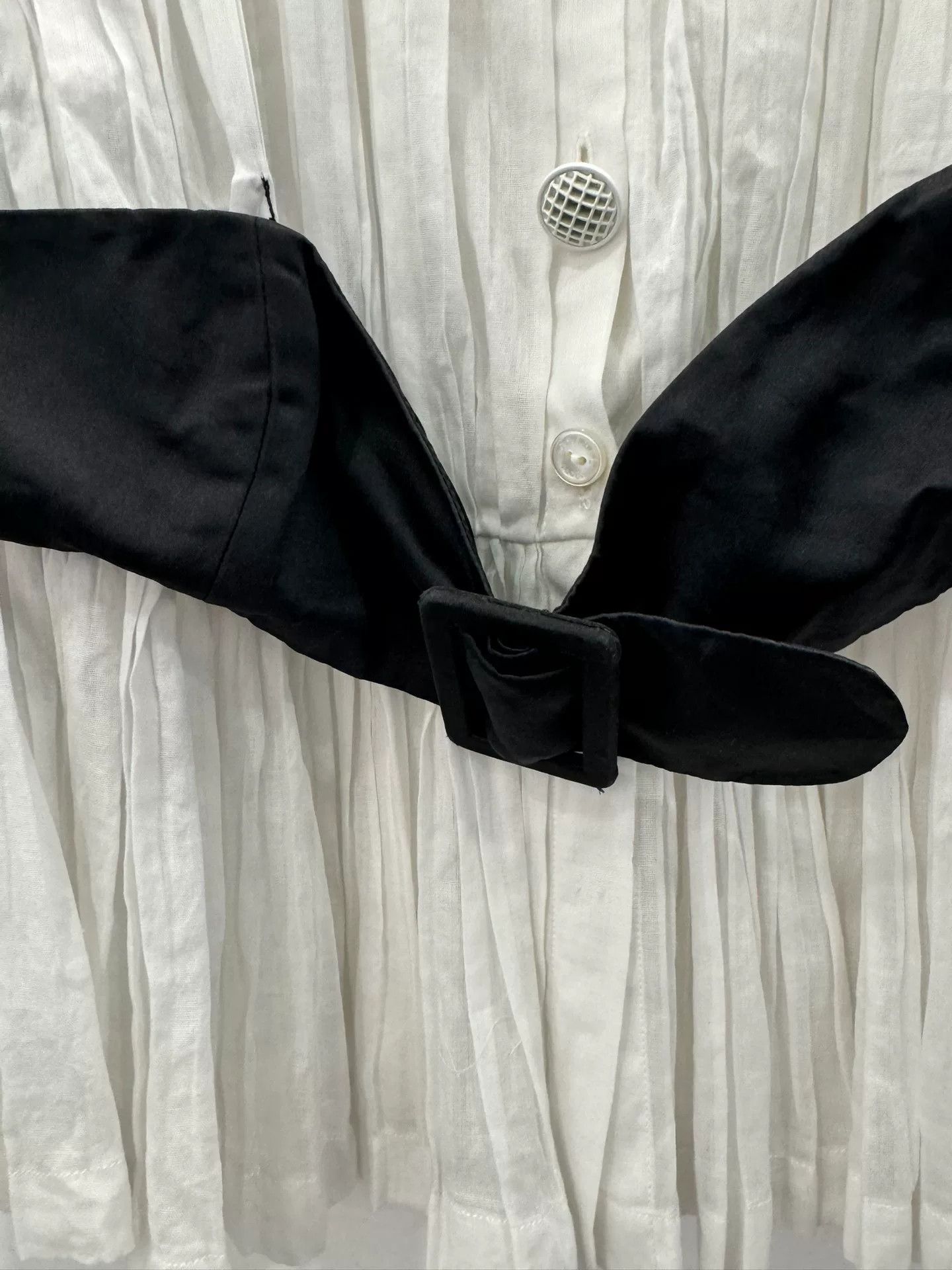 Chanel Chanel Black White Pleated Women's Top Size M / US 6-8 / IT 42-44 - 3 Thumbnail