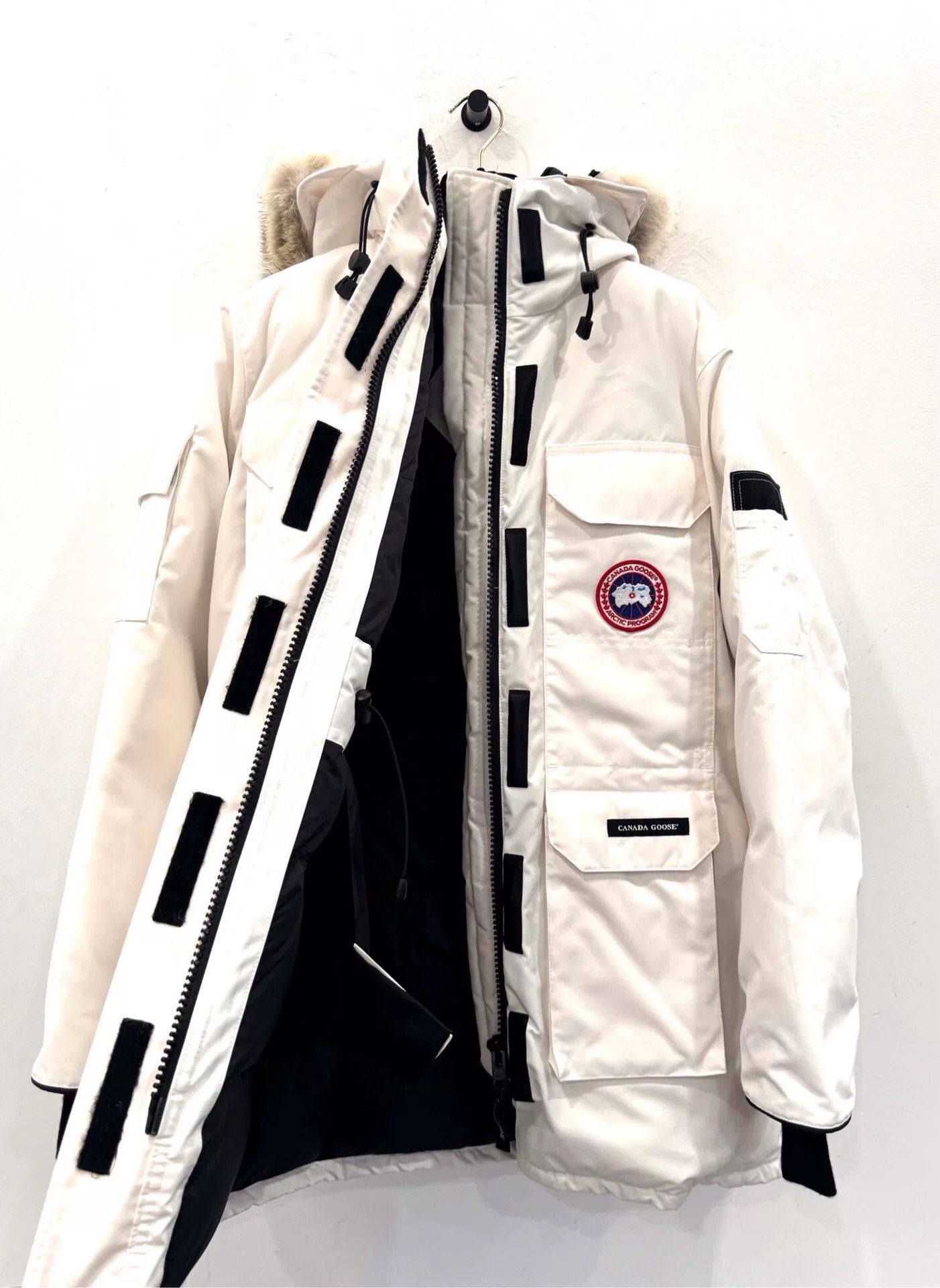 Canada Goose Canada Goose Expedition White Down Jacket XL Size US XL / EU 56 / 4 - 4 Thumbnail