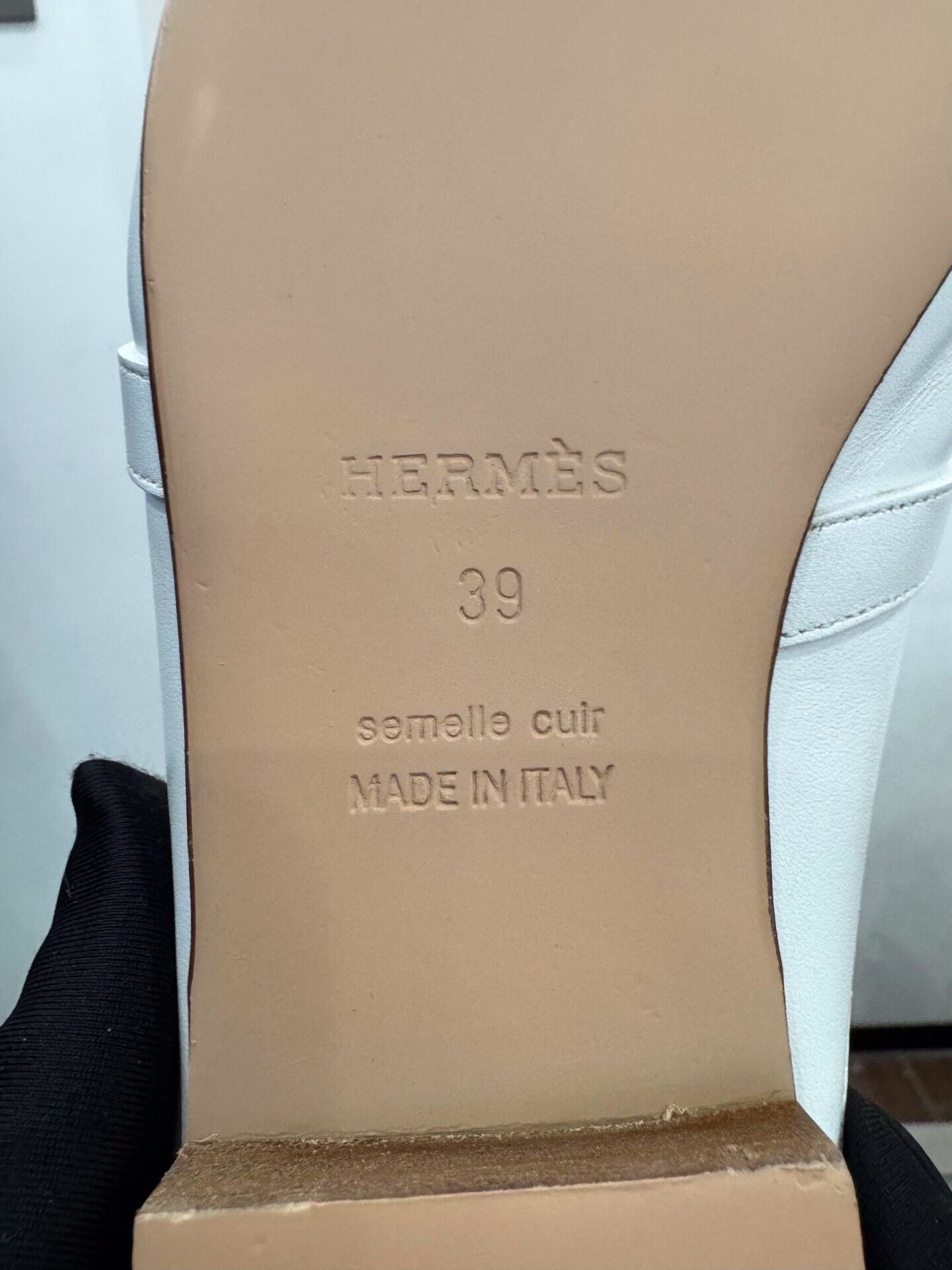 Hermes Hermes Oz White Kelly Buckle Mules Size US 8 / IT 38 - 8 Thumbnail