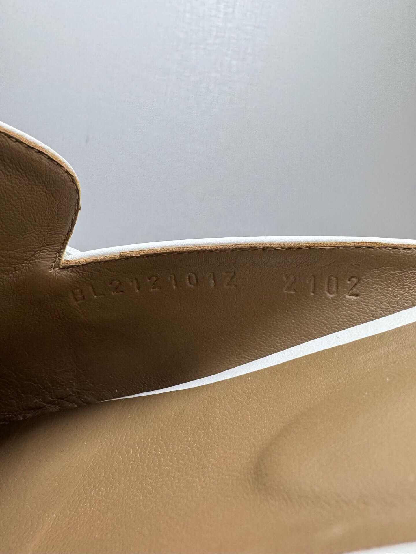 Hermes Hermes Oz White Kelly Buckle Mules Size US 8 / IT 38 - 9 Thumbnail