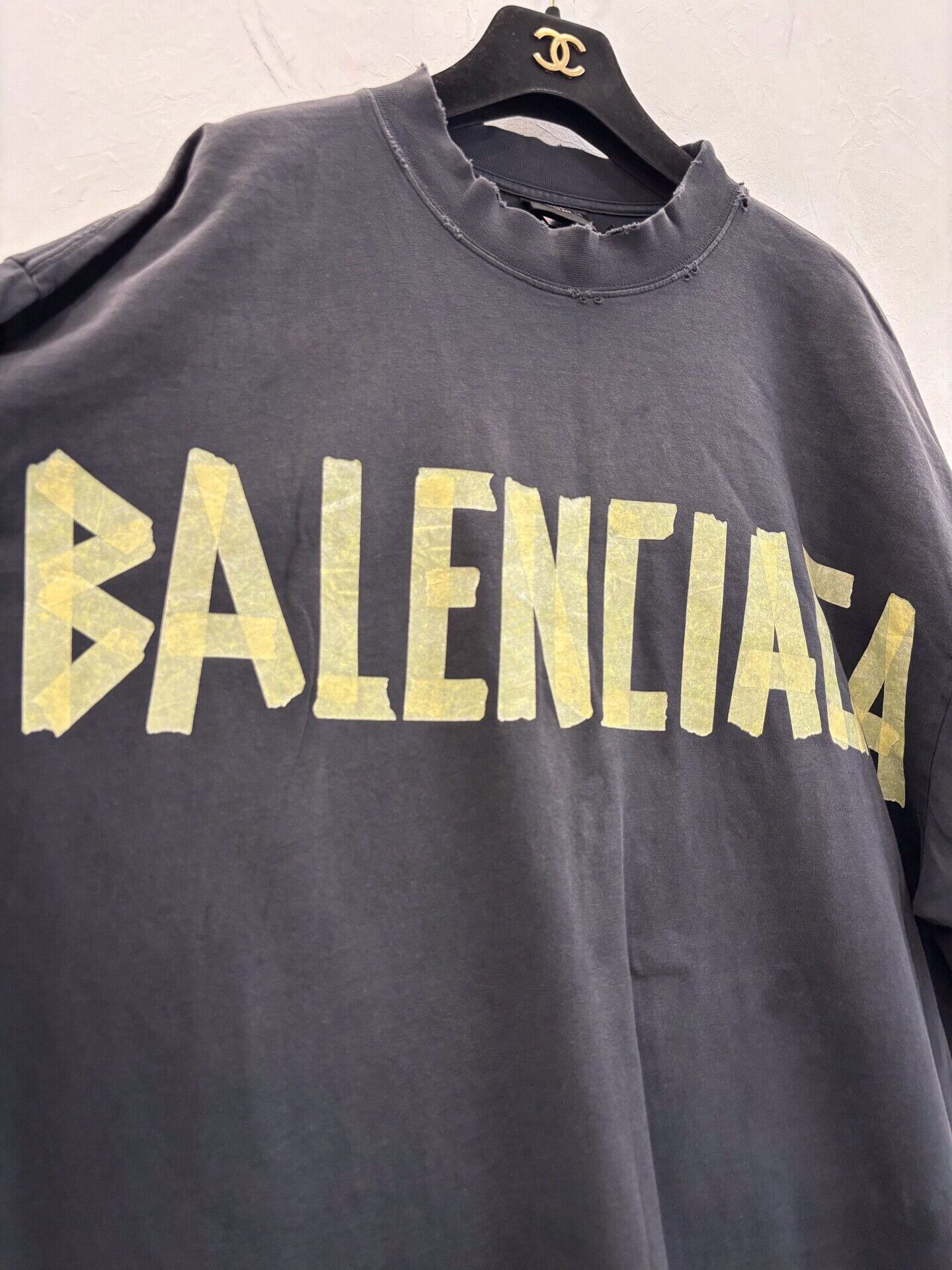 Balenciaga Balenciaga Distressed Double B Logo Gray Tee Size US L / EU 52-54 / 3 - 4 Thumbnail