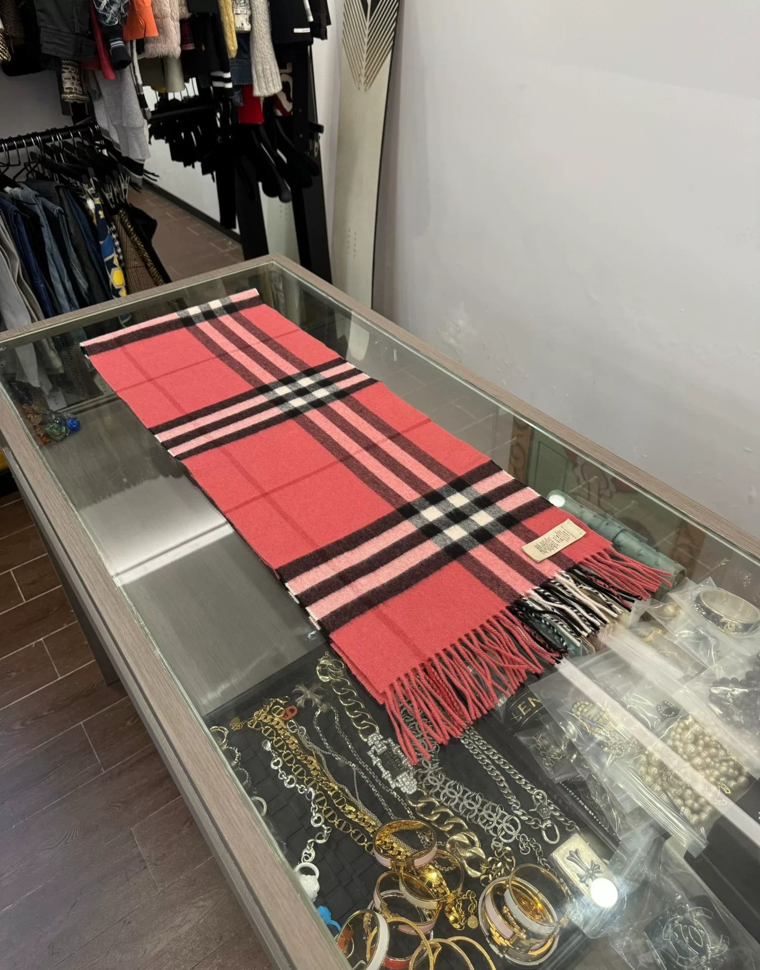 Burberry Burberry Pink Check Cashmere Scarf Size ONE SIZE - 5 Thumbnail