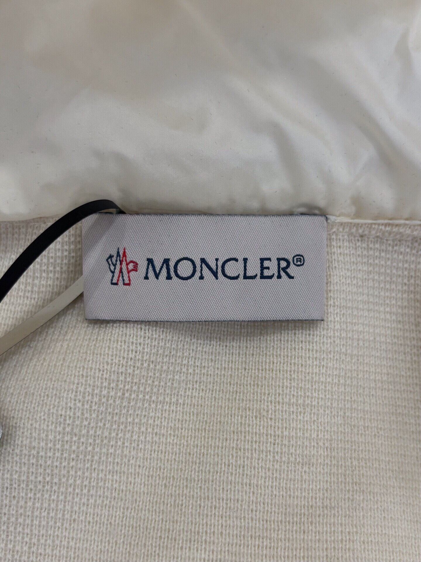 Moncler Moncler Men's White Knit Padded Jacket Size US XL / EU 56 / 4 - 5 Thumbnail