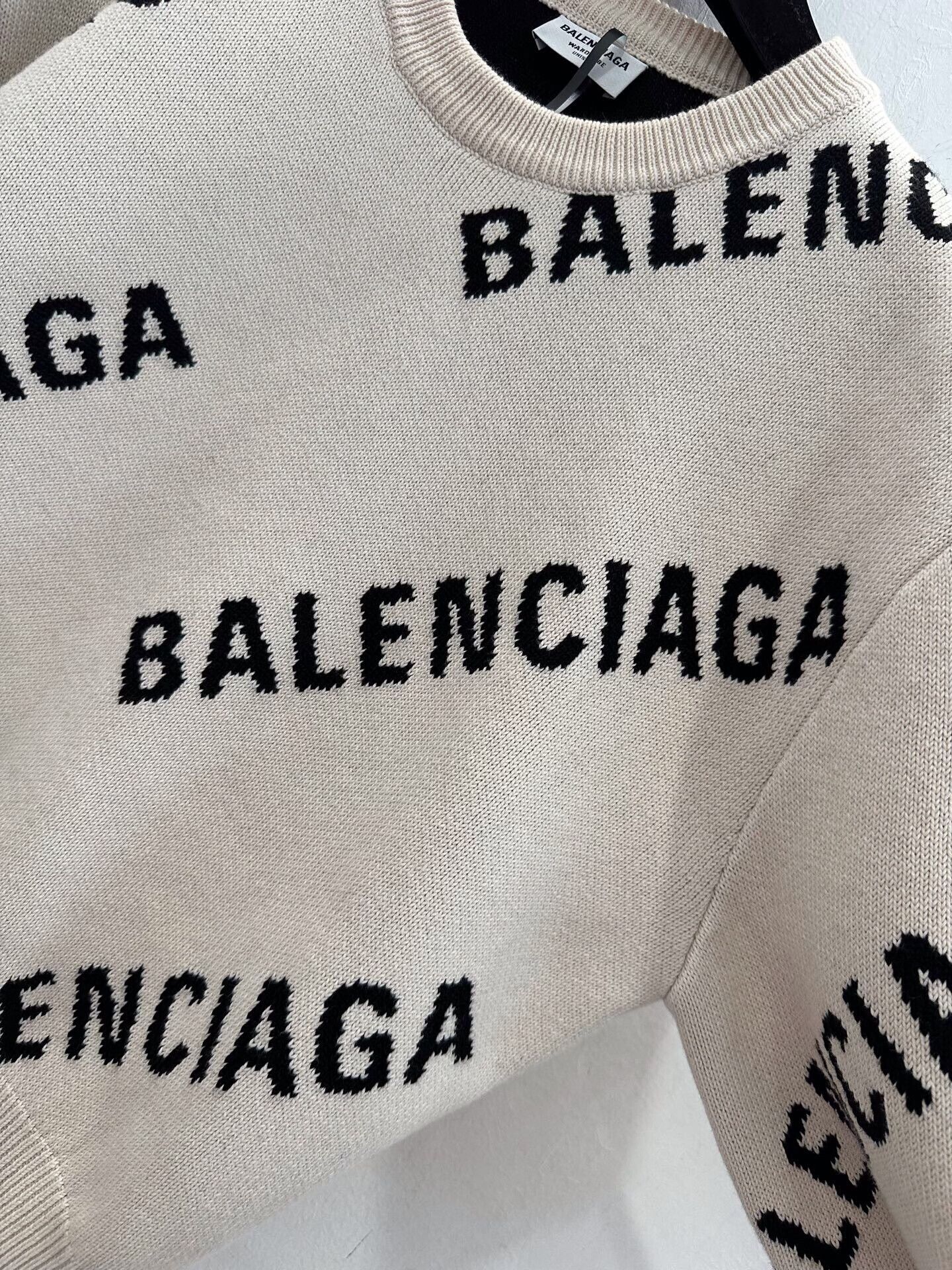 Balenciaga Balenciaga Women's Logo Print Sweater Size S / US 4 / IT 40 - 4 Thumbnail