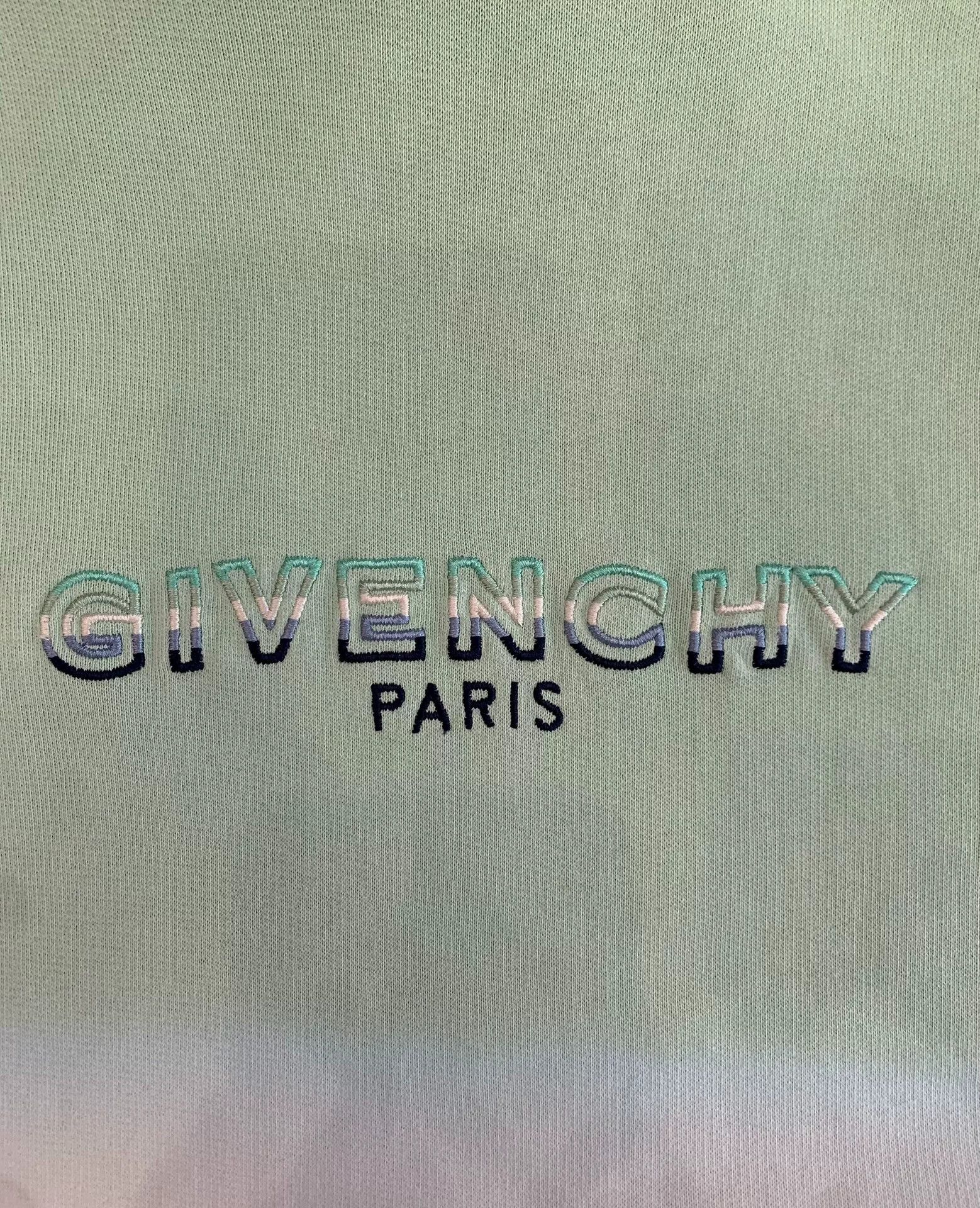 Givenchy Givenchy Three-Tone Gradient Logo Hoodie Size US XS / EU 42 / 0 - 3 Thumbnail