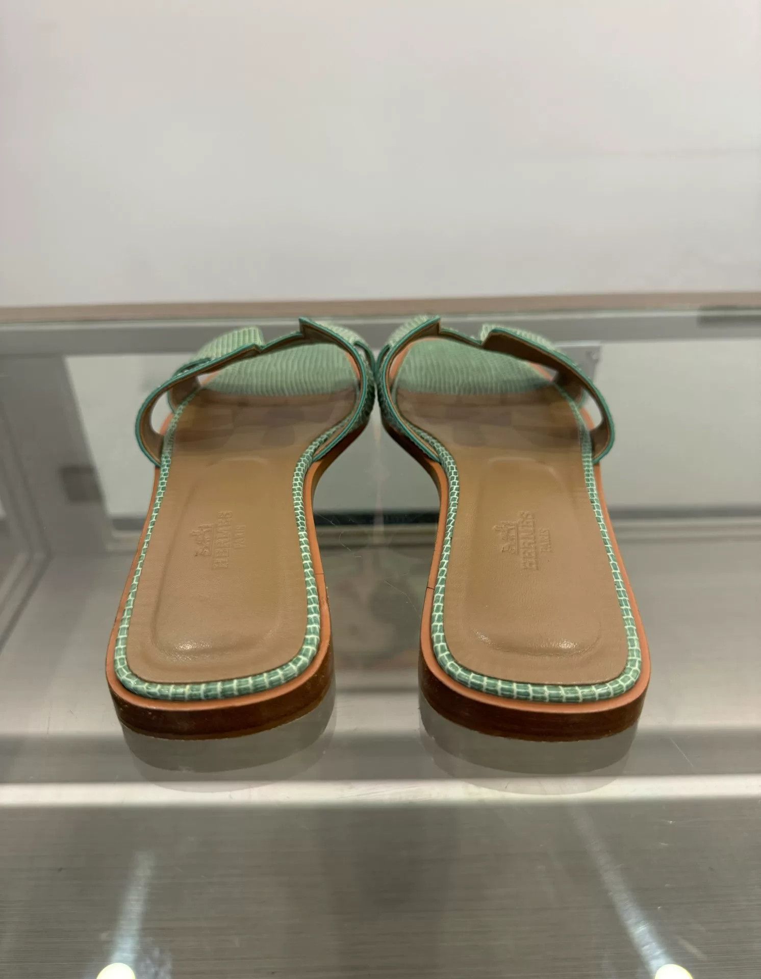 Hermes Hermes Green Lizard Skin H Women's Slippers Size US 7 / IT 37 - 5 Thumbnail