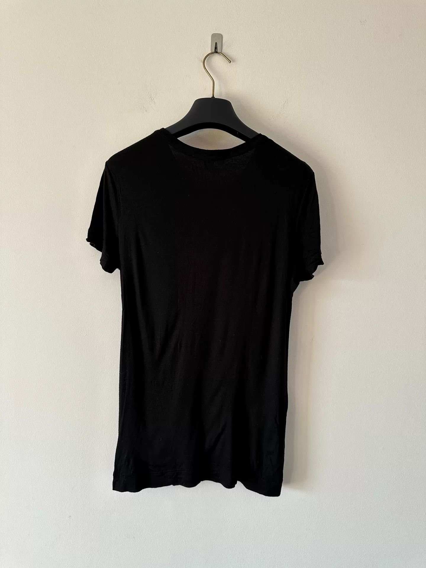 Louis Vuitton Louis Vuitton Black Sequin Women's Short Sleeve Tee Size M / US 6-8 / IT 42-44 - 2 Thumbnail