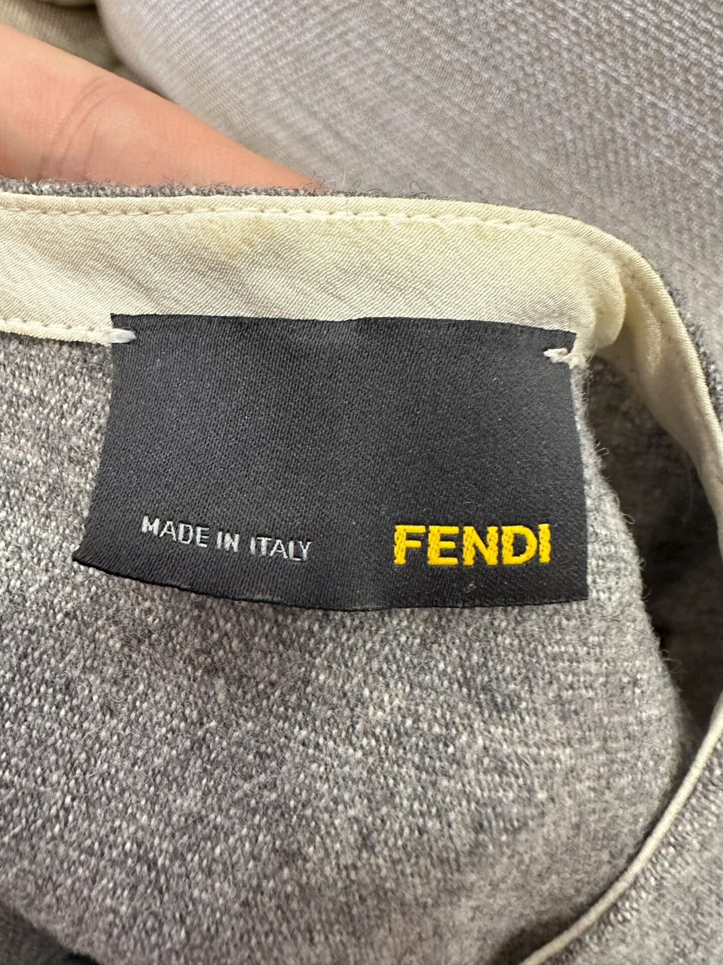 Fendi Fendi Women's Short-Sleeve T-Shirt Size S / US 4 / IT 40 - 3 Thumbnail