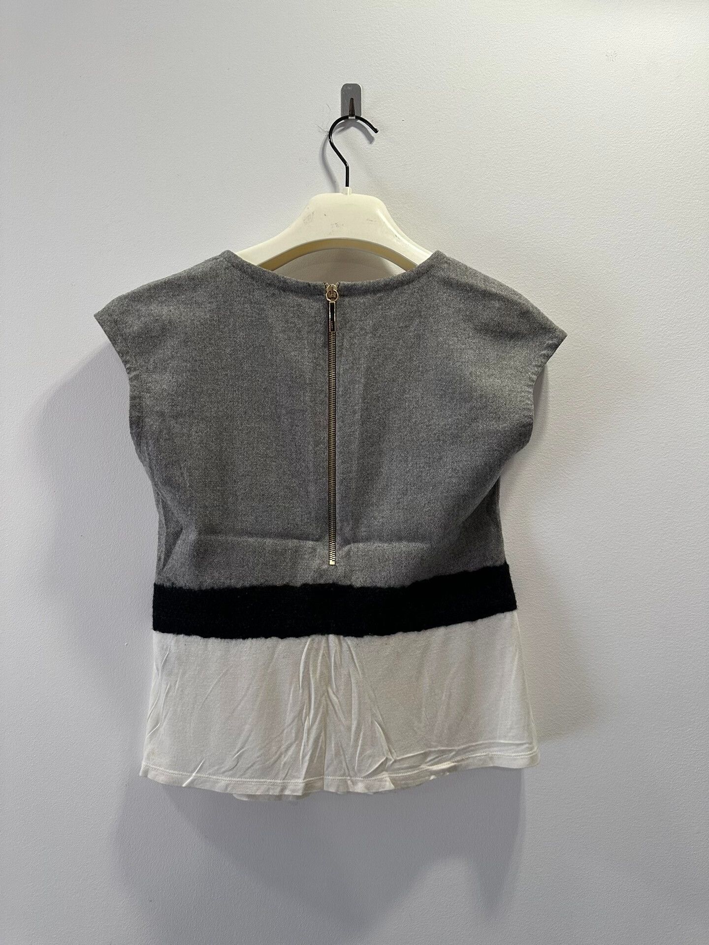 Fendi Fendi Women's Short-Sleeve T-Shirt Size S / US 4 / IT 40 - 2 Thumbnail