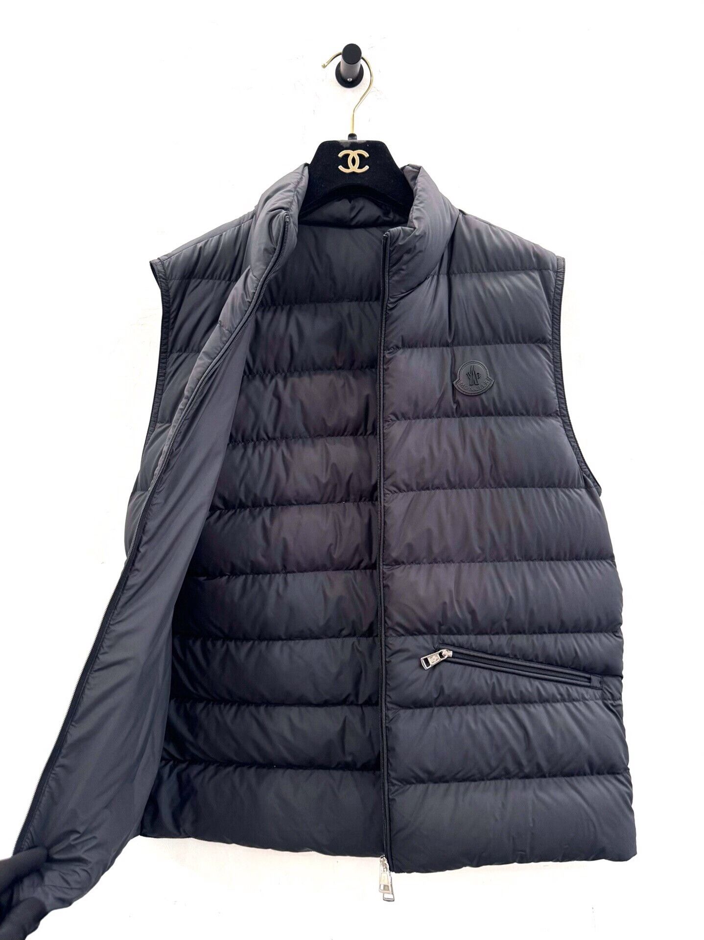 Moncler Moncler Treompan Men's Down Vest Size US S / EU 44-46 / 1 - 4 Thumbnail