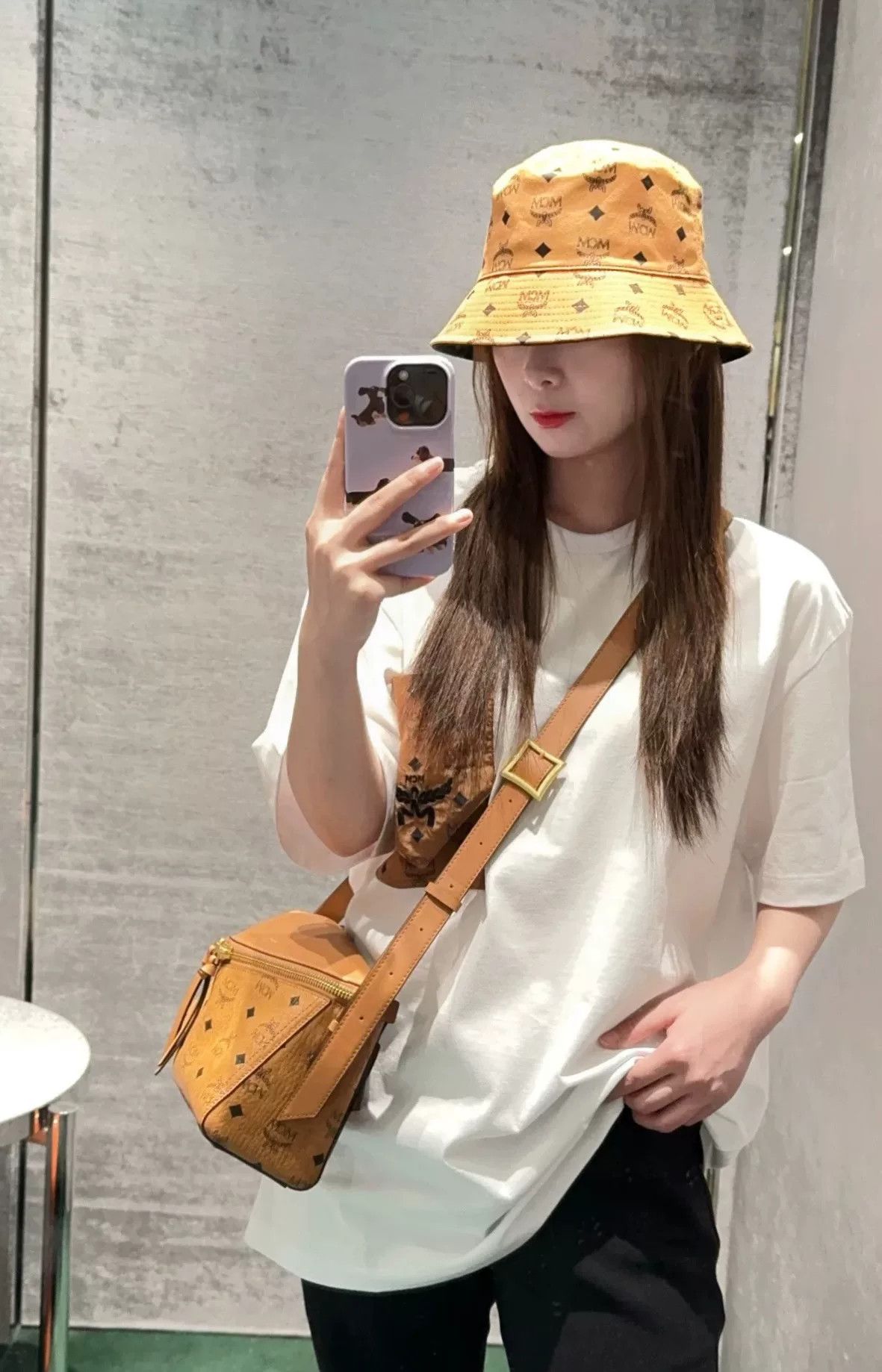 MCM MCM Classic Brown Logo Bucket Hat Size ONE SIZE - 2 Thumbnail