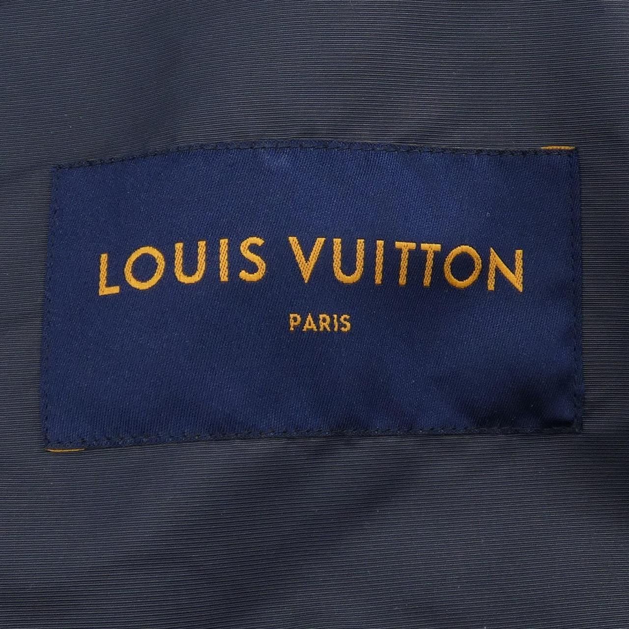 Louis Vuitton Louis Vuitton Louis Vuitton Coat Textile Outerwear HFC16WPZV DUTY FREE for USA Size ONE SIZE - 4 Thumbnail