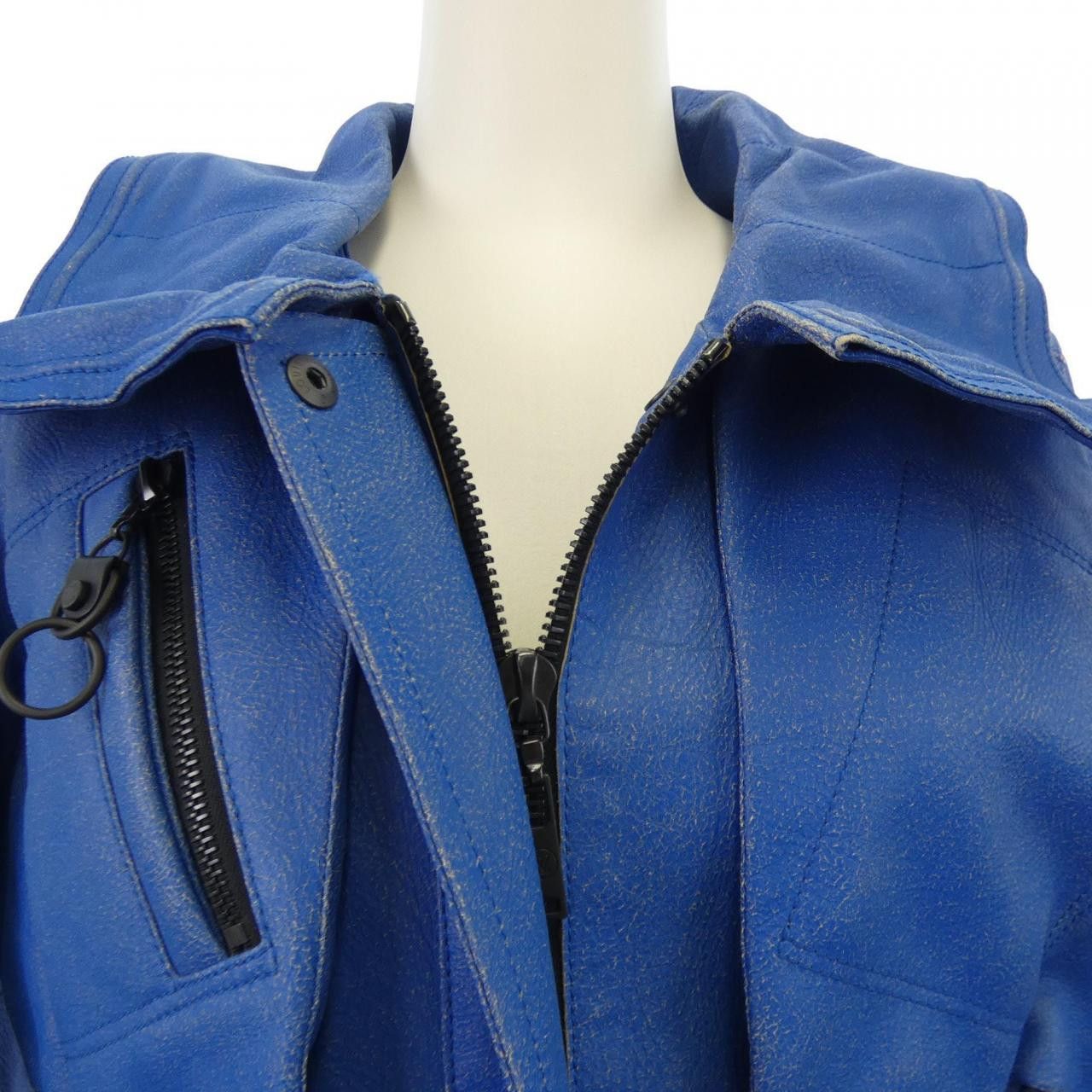 Louis Vuitton Louis Vuitton Louis Vuitton FALD13LHQ Leather Coat Leather Outerwear FALD13LHQ DUTY FREE for USA Size ONE SIZE - 5 Thumbnail