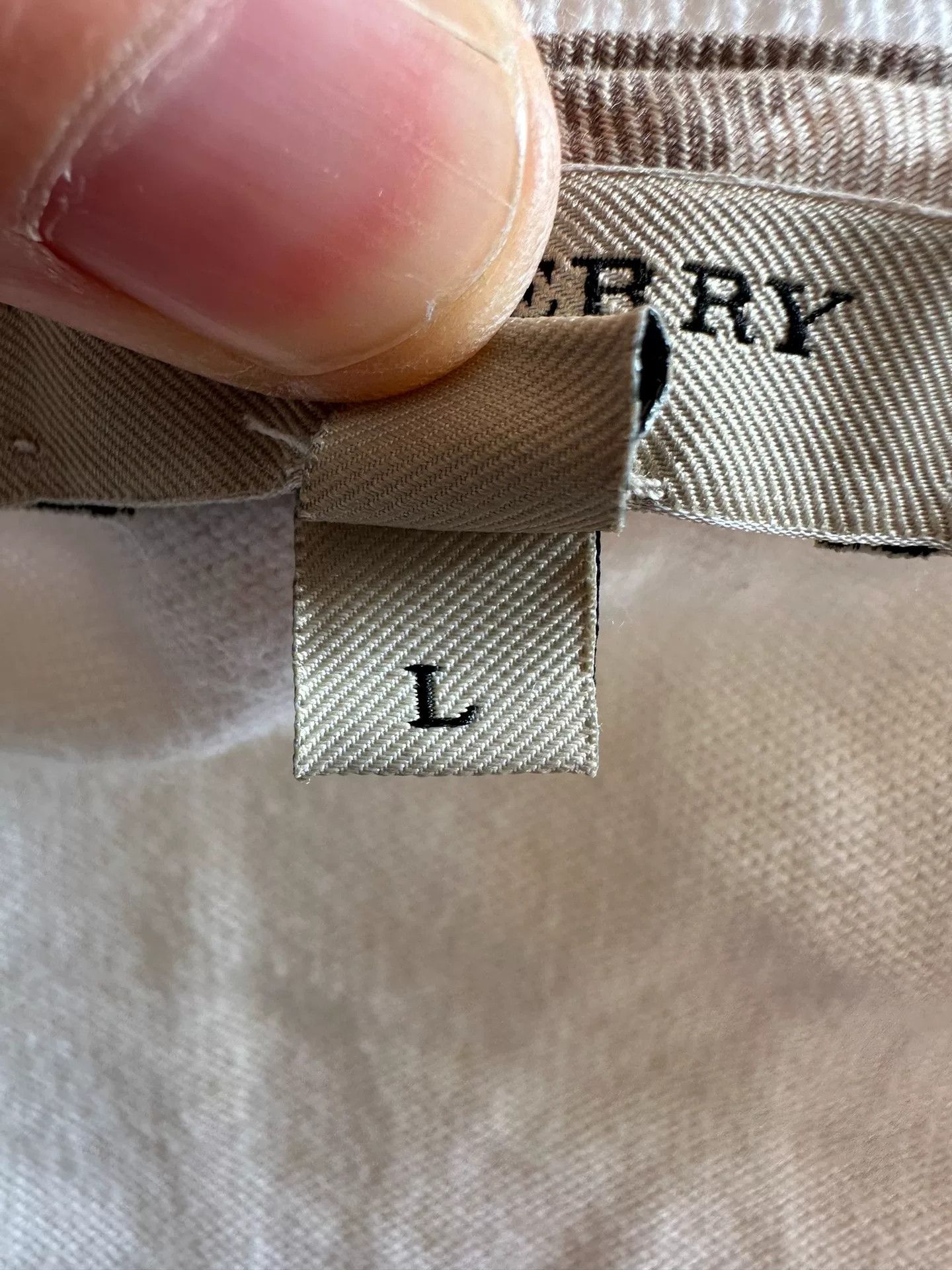 Burberry Burberry Women's White V-Neck Knit Sweater Size L / US 10 / IT 46 - 6 Thumbnail