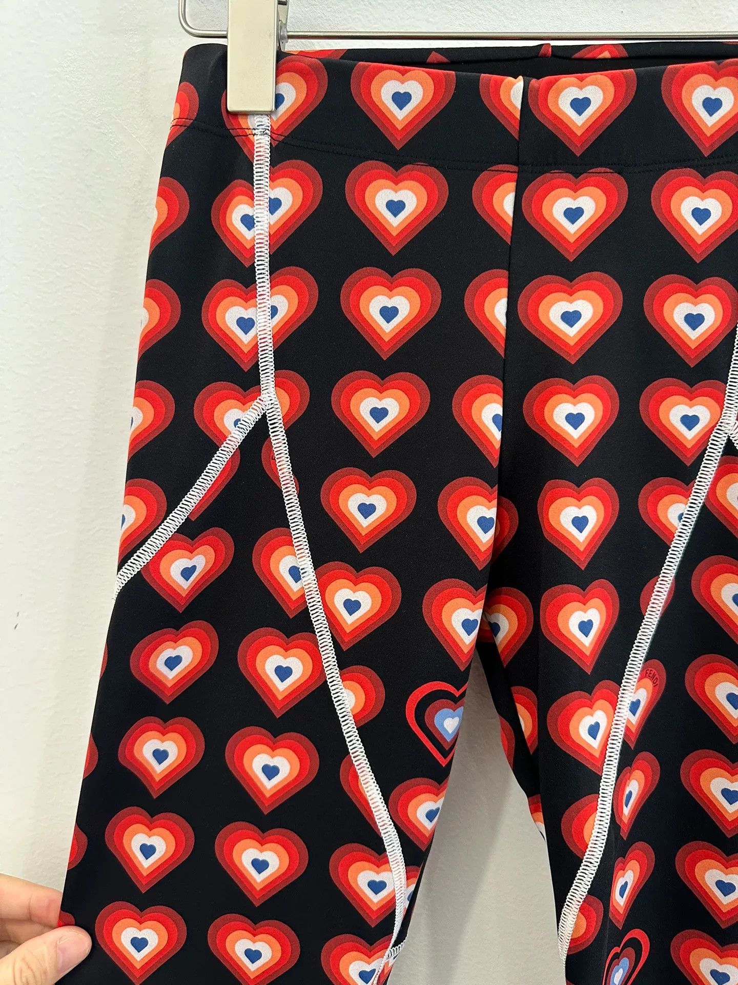 Fendi Fendi Red Black Heart Print Women's Sweatpants Size 40" / US 18 - 3 Thumbnail