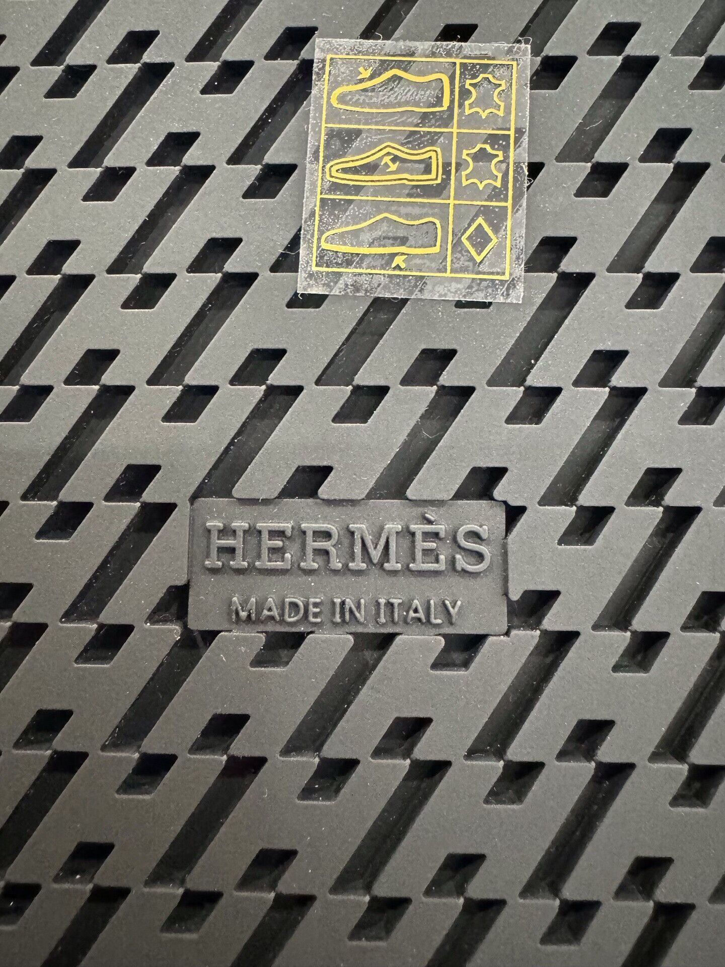 Hermes Hermes Chypre H Logo Slide Sandals Size US 7 / EU 40 - 7 Thumbnail