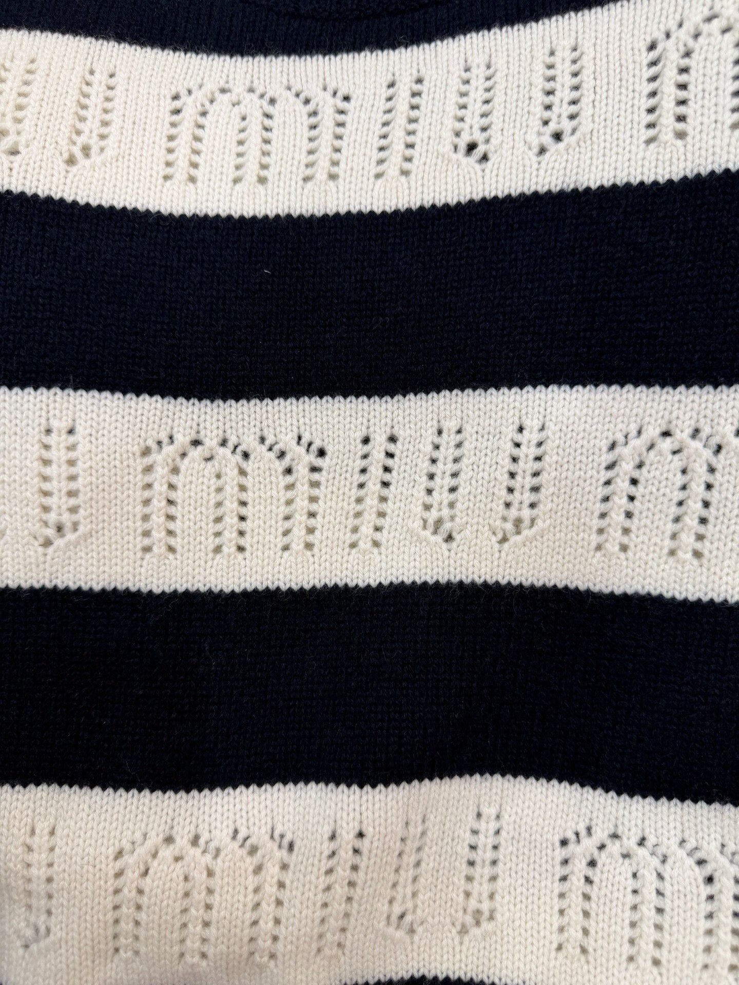 Miu Miu Miu Miu All-Over Hollow-Out Logo Sweater Size M / US 6-8 / IT 42-44 - 5 Thumbnail