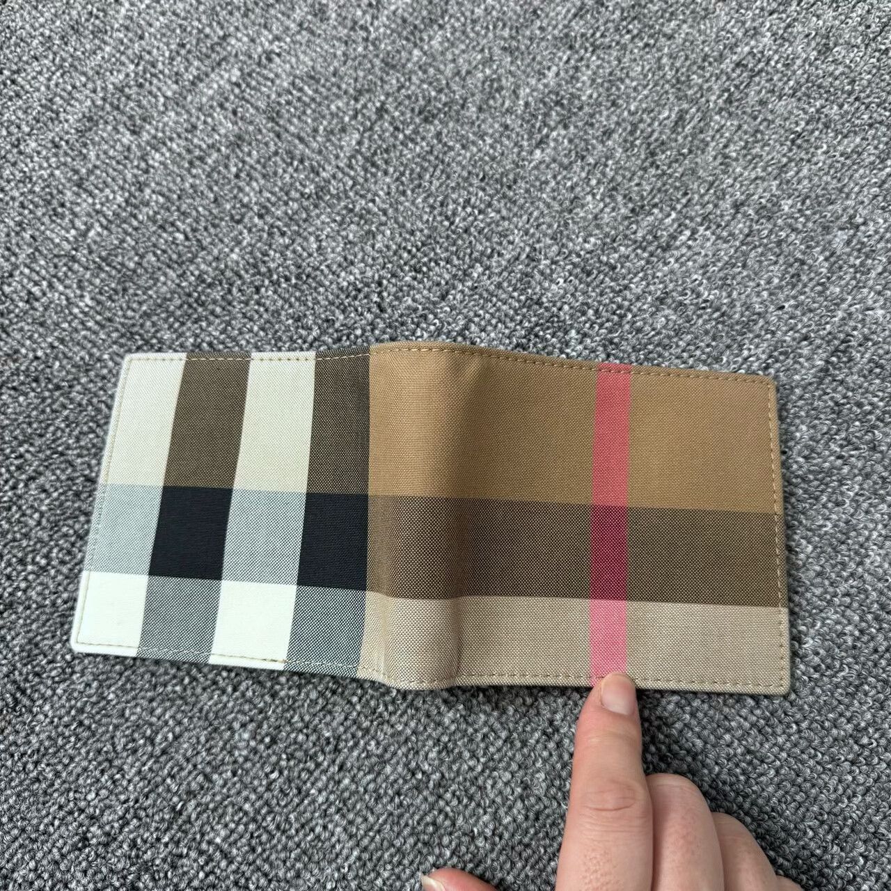 Burberry Burberry Classic Check Wallet Size ONE SIZE - 3 Thumbnail
