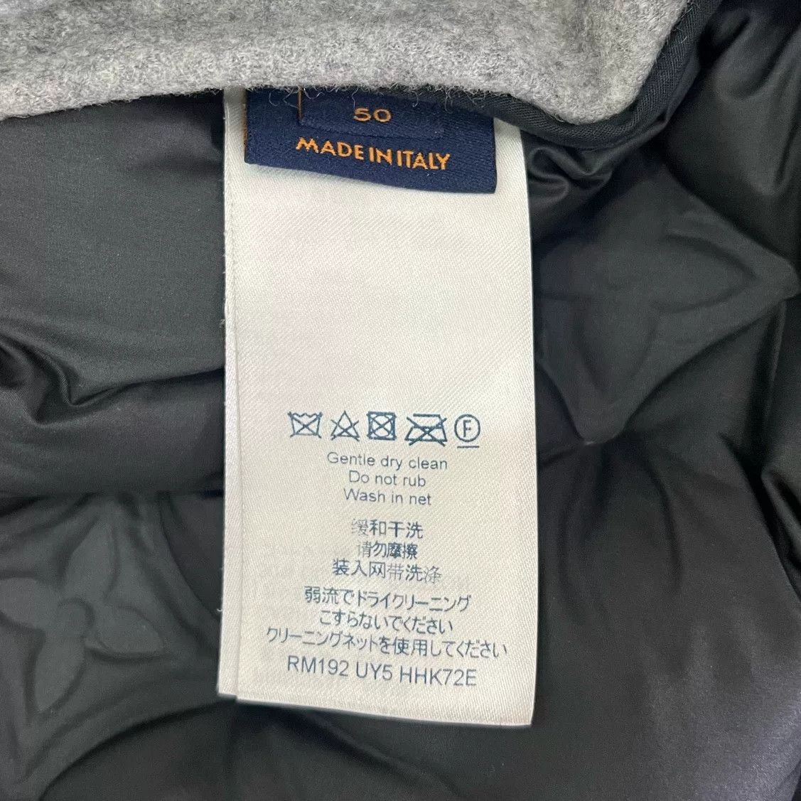 Louis Vuitton Louis Vuitton Gray Embossed All-Over Down Jacket Size US M / EU 48-50 / 2 - 6 Thumbnail