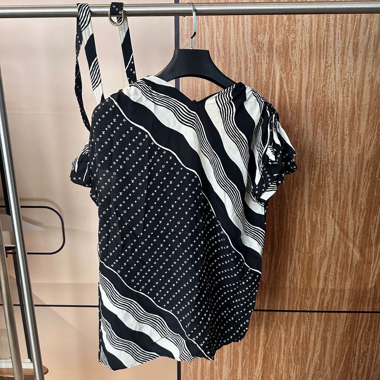Louis Vuitton Louis Vuitton New Monogram Waist-Cinched Ruffle Top Size XS / US 0-2 / IT 36-38 - 3 Thumbnail