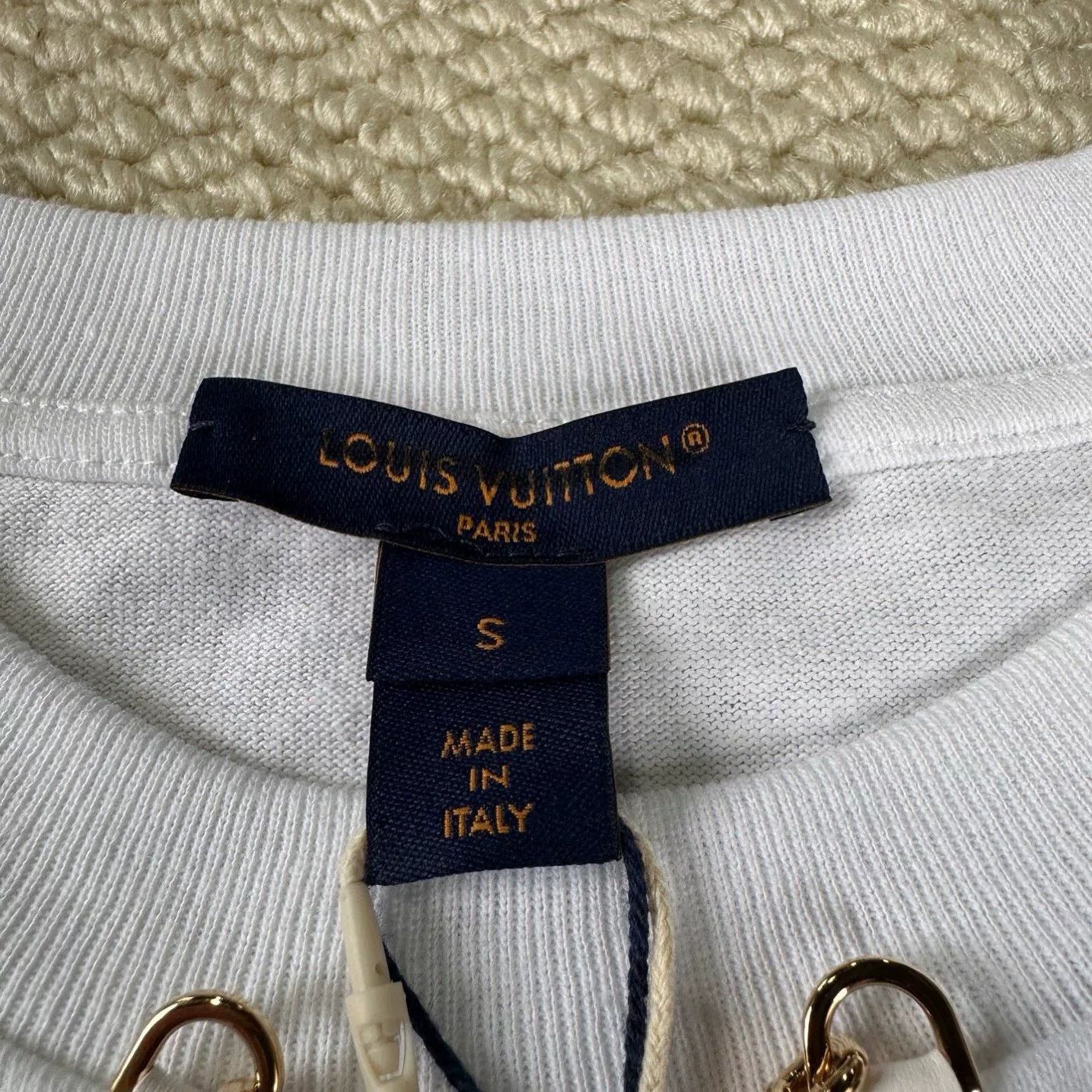 Louis Vuitton Louis Vuitton SS24 Logo Embroidery Crewneck T-Shirt Size US S / EU 44-46 / 1 - 3 Thumbnail