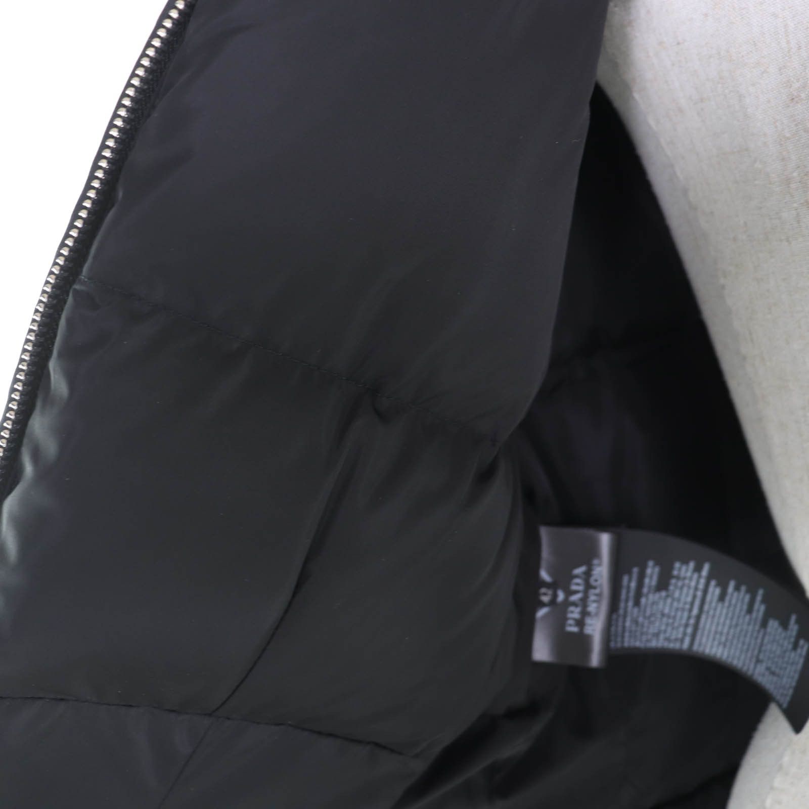 Prada Prada PRADA Recycled Polyamide Down Coat Textile Outerwear DUTY FREE for USA Size ONE SIZE - 6 Thumbnail