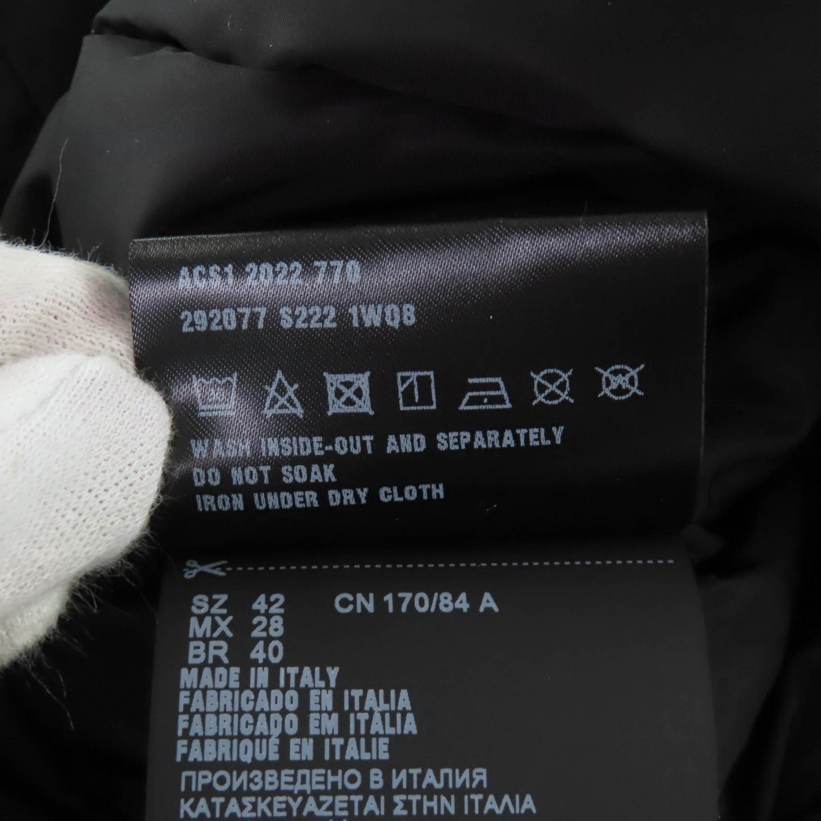 Prada Prada PRADA Recycled Polyamide Down Coat Textile Outerwear DUTY FREE for USA Size ONE SIZE - 11 Thumbnail