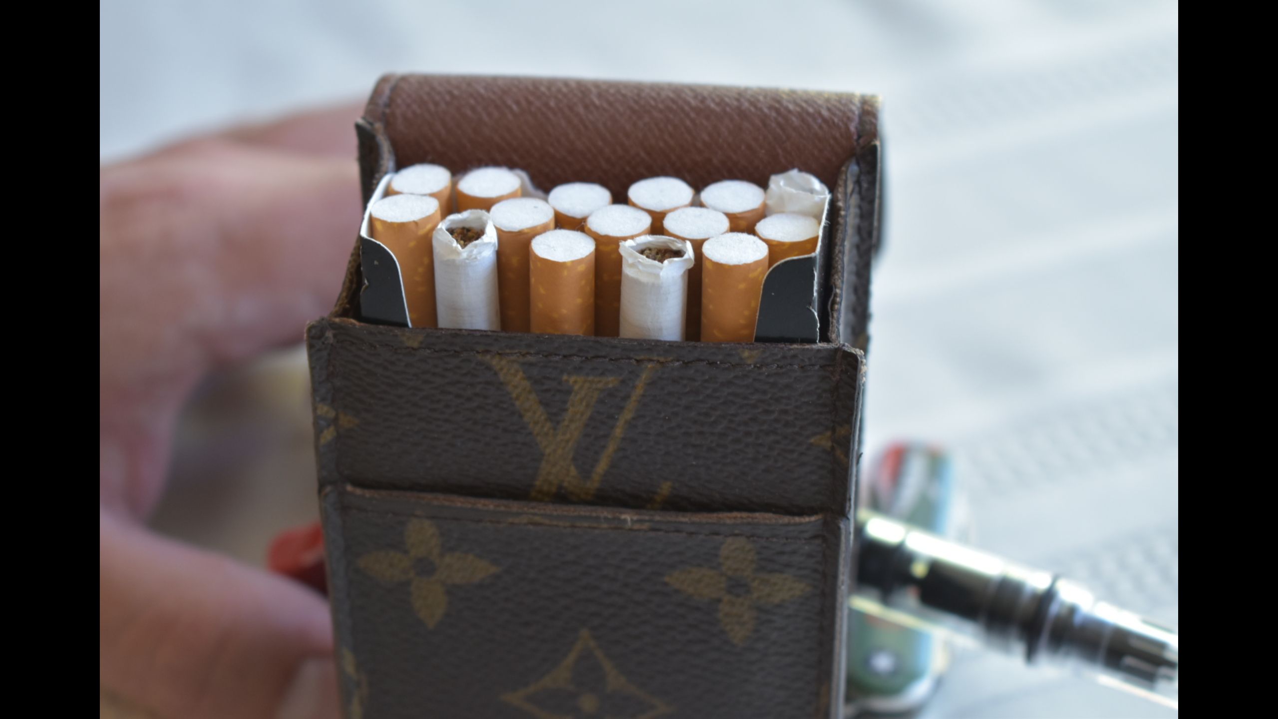 Louis Vuitton Monogram Cigarette Case Monogram Etui Holder 15ALV102