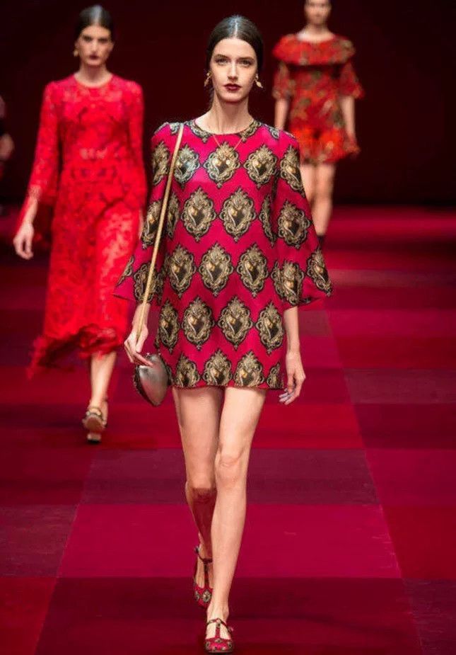Dolce & Gabbana Dolce & Gabbana Runway Red Sacred Heart Dress Size S / US 4 / IT 40 - 6 Thumbnail