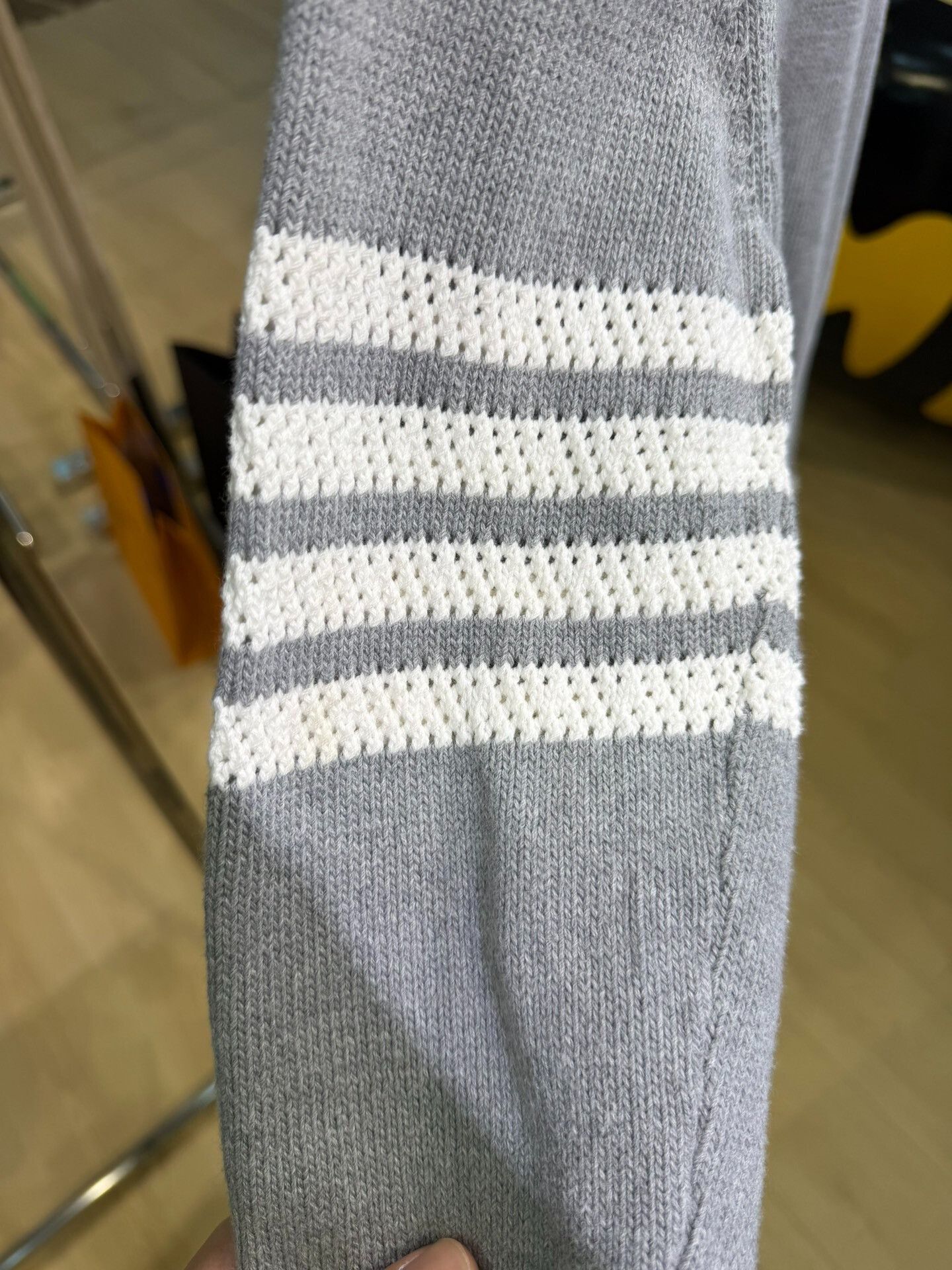 Thom Browne Thom Browne Gray Four-Stripe Knit Cardigan Size US XS / EU 42 / 0 - 2 Thumbnail