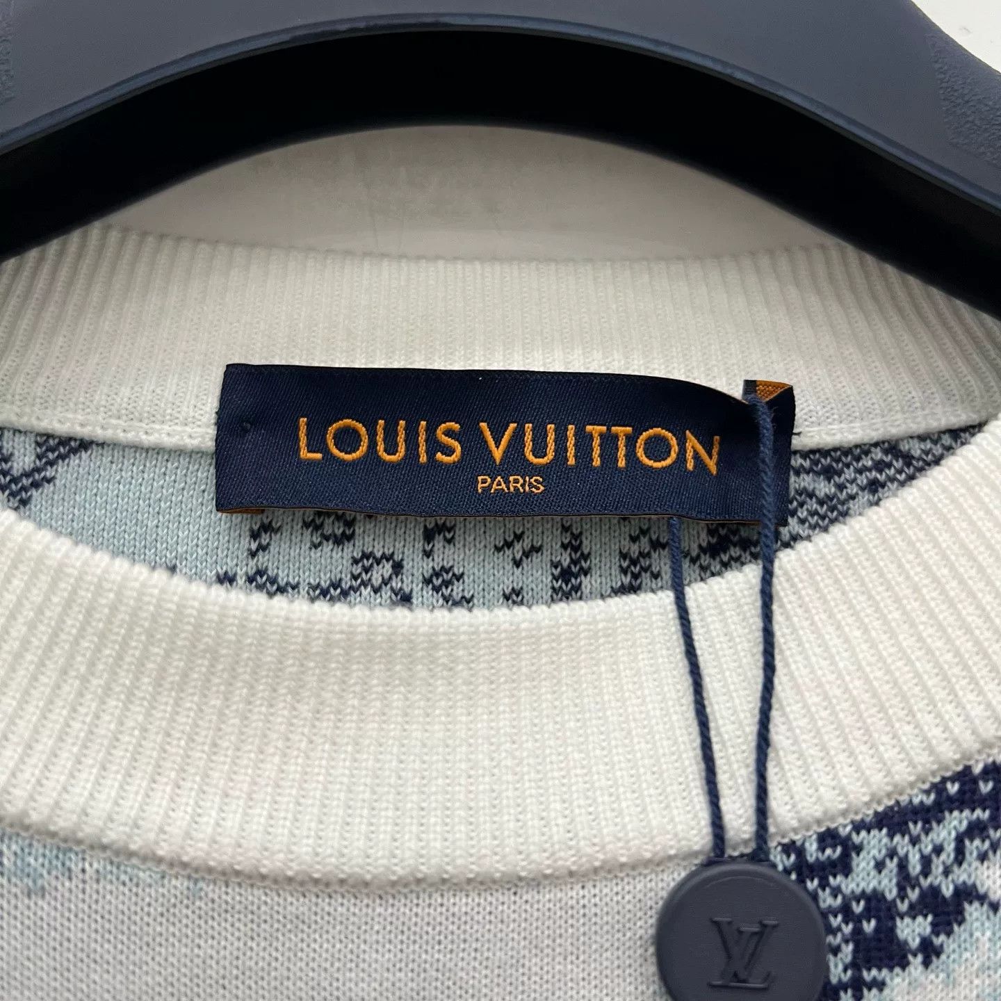 Louis Vuitton Louis Vuitton Tie-Dye Monogram Knit Sweater XS Size XS / US 0-2 / IT 36-38 - 4 Thumbnail