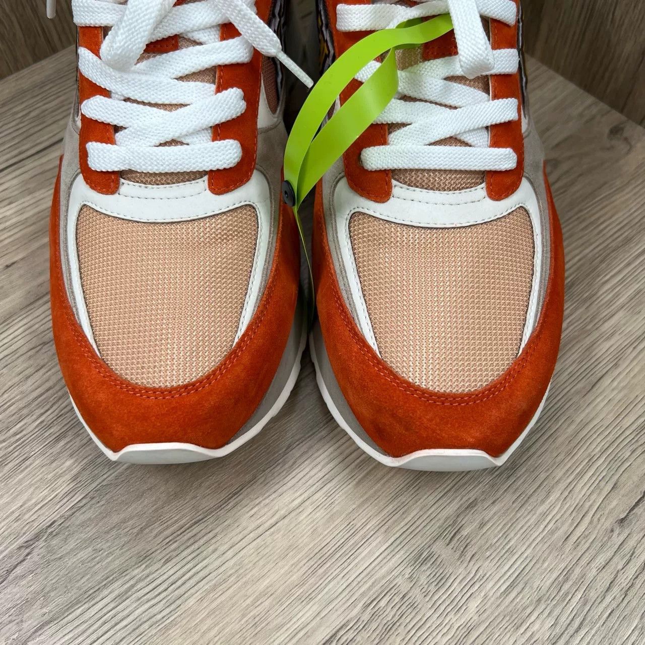 Louis Vuitton LV Run Away Sneakers Size US 10.5 / EU 43-44 - 5 Thumbnail
