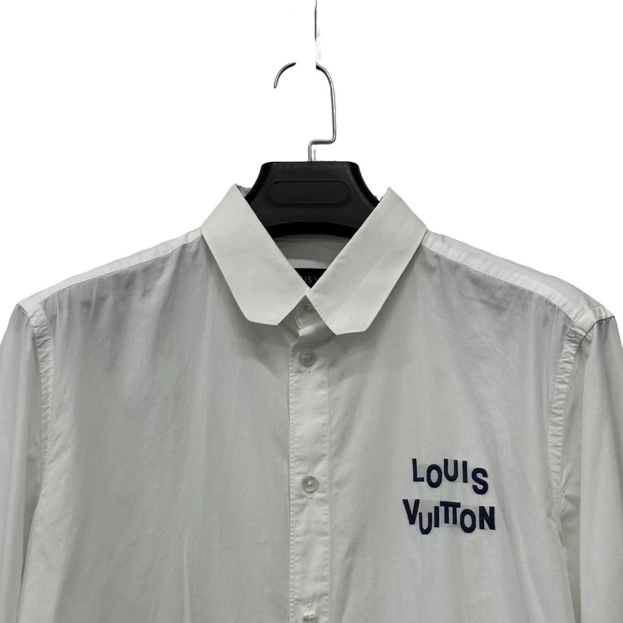 Louis Vuitton Louis Vuitton Embroidered Letter Shirt Size US L / EU 52-54 / 3 - 2 Thumbnail