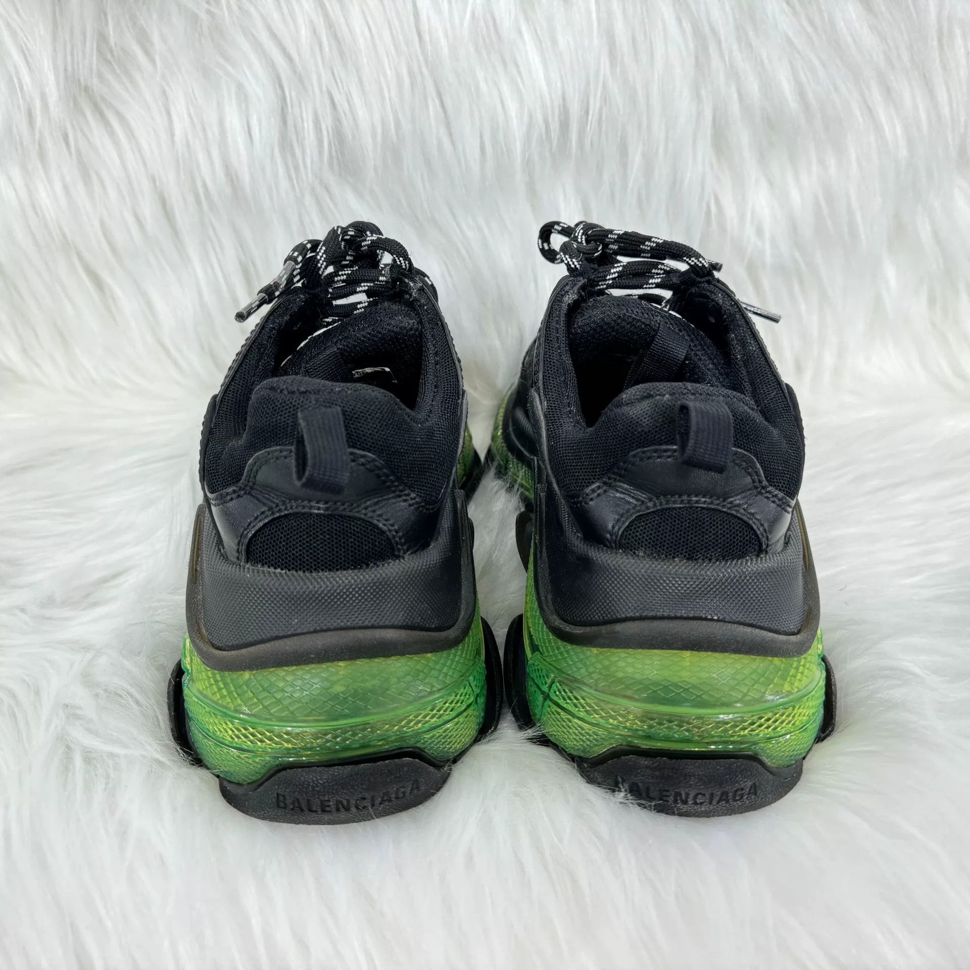 Balenciaga Balenciaga Triple S Women's Sneakers Size US 6 / IT 36 - 3 Thumbnail