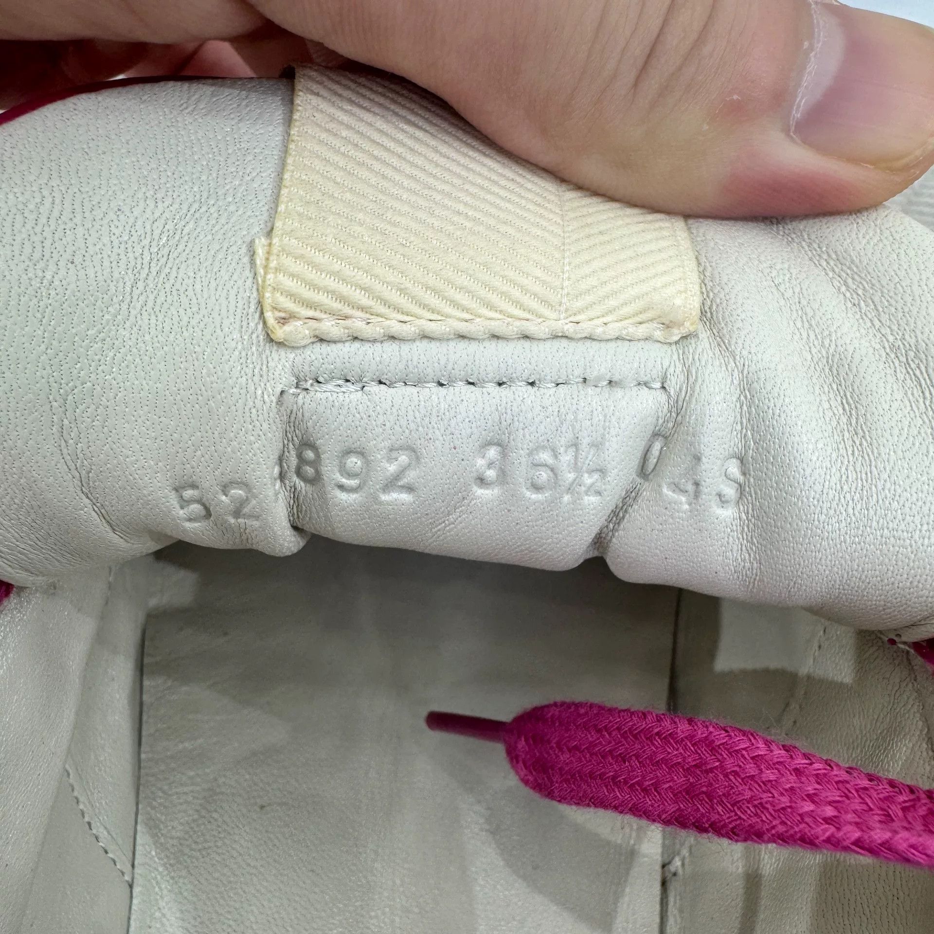 Gucci Gucci Pink Belt Dad Shoes Size US 5 / IT 35 - 7 Thumbnail