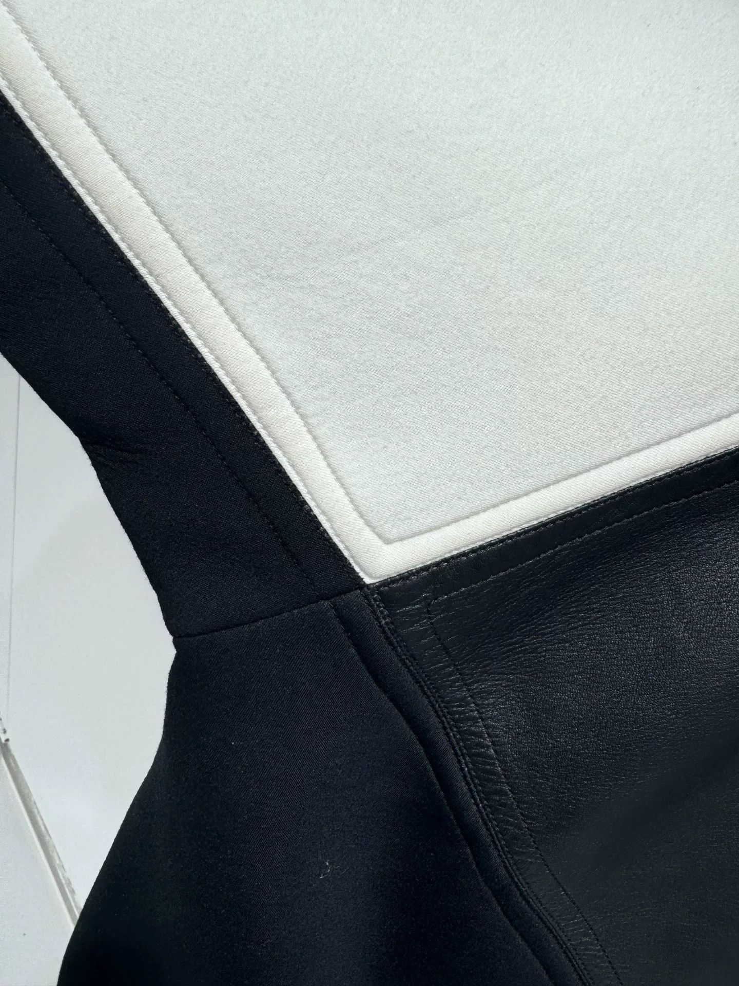 Burberry Burberry Leather Patch Logo Half-Zip Jacket Size US S / EU 44-46 / 1 - 5 Thumbnail