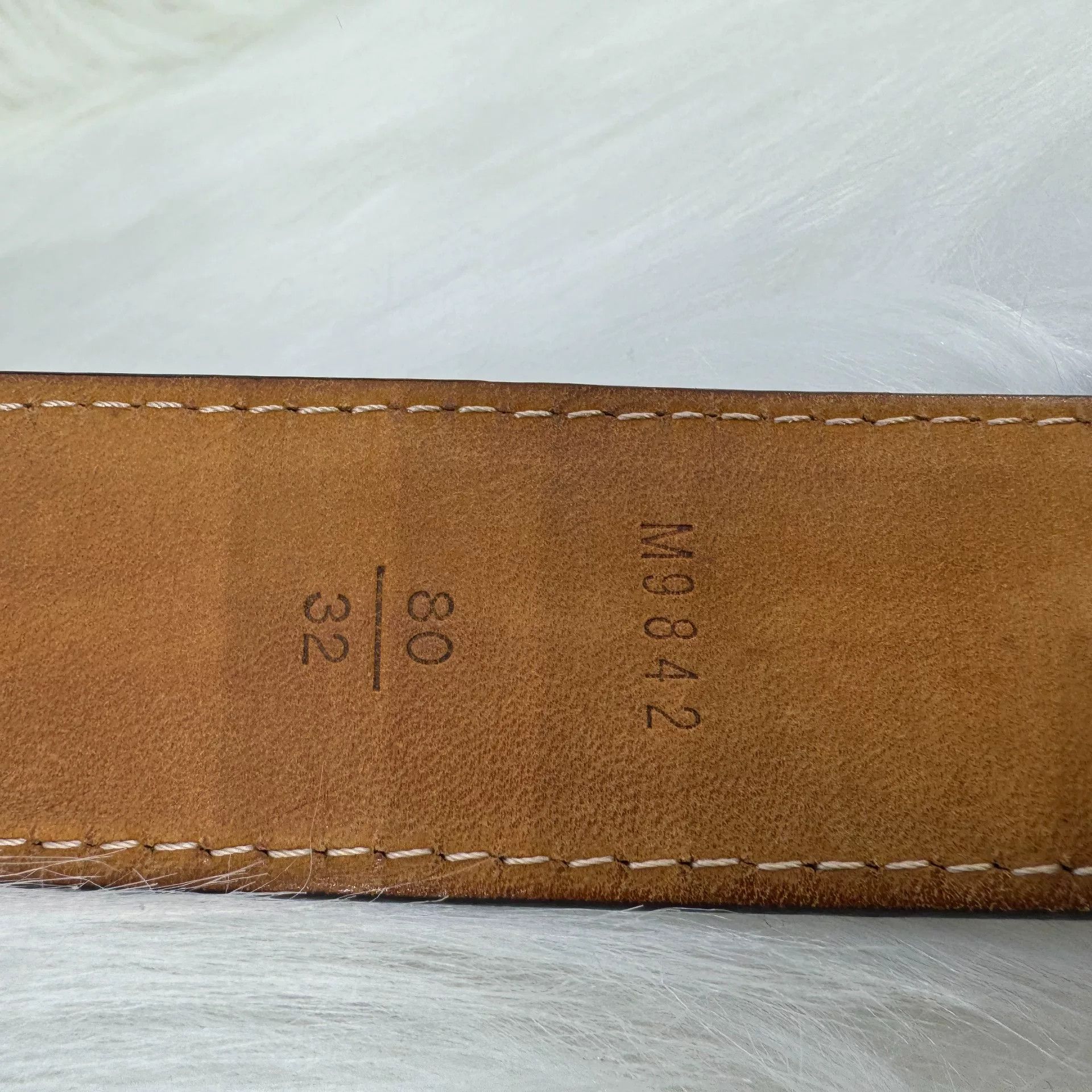 Louis Vuitton Louis Vuitton Monogram Gold Buckle Belt Size ONE SIZE - 3 Thumbnail