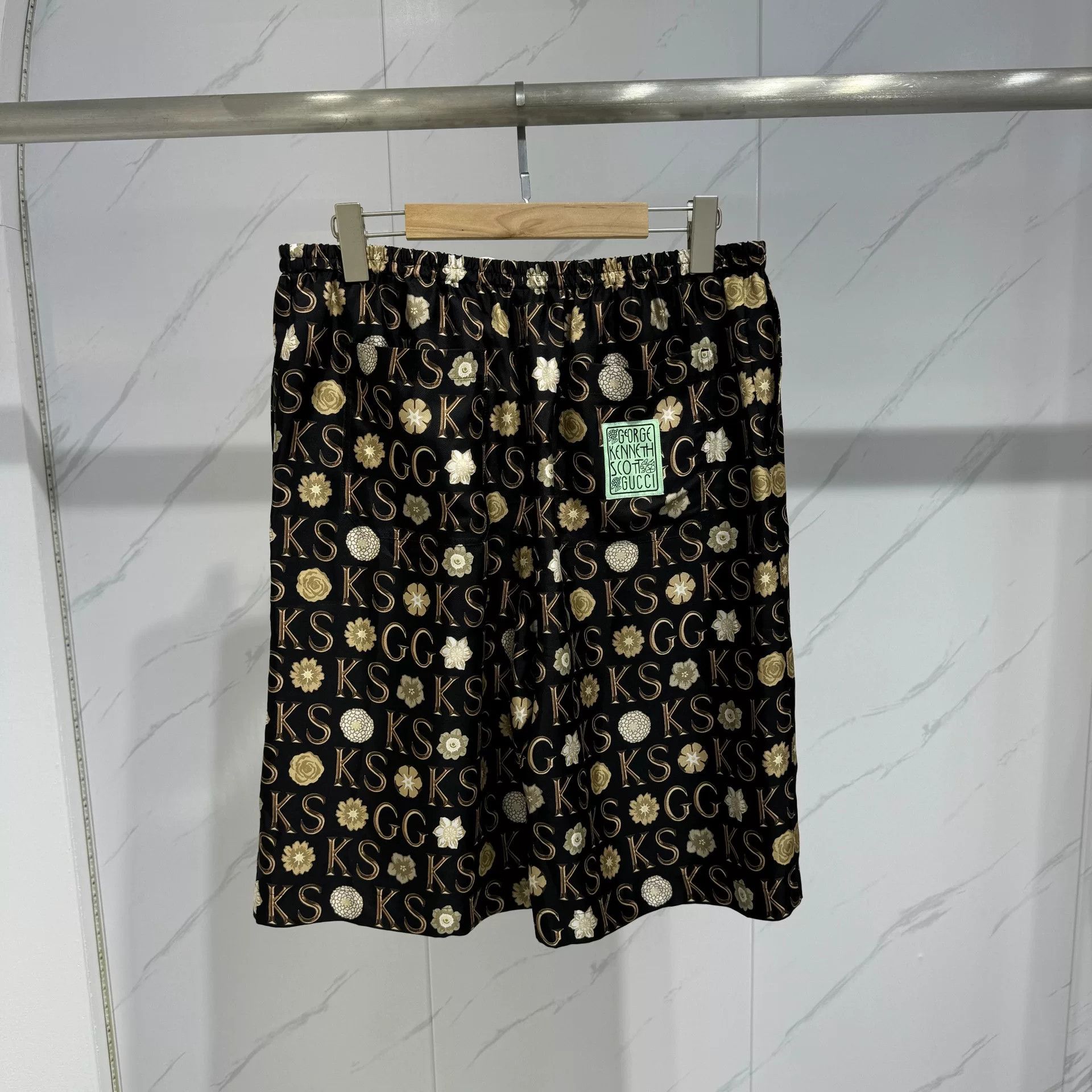 Gucci Gucci x Ken Scott Silk Shorts Size US 32 / EU 48 - 2 Thumbnail