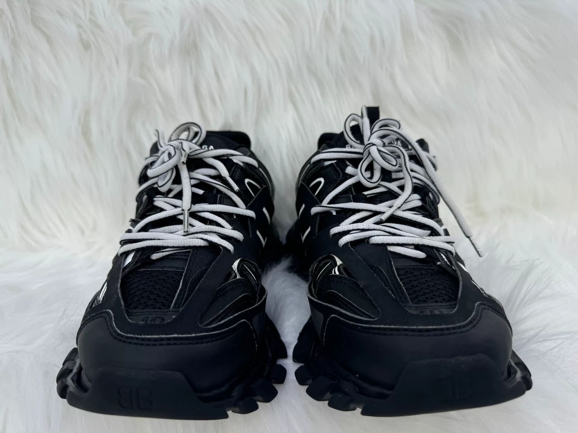 Balenciaga Balenciaga Track 1.0 Low-Top Sneakers Size US 7 / EU 40 - 2 Thumbnail