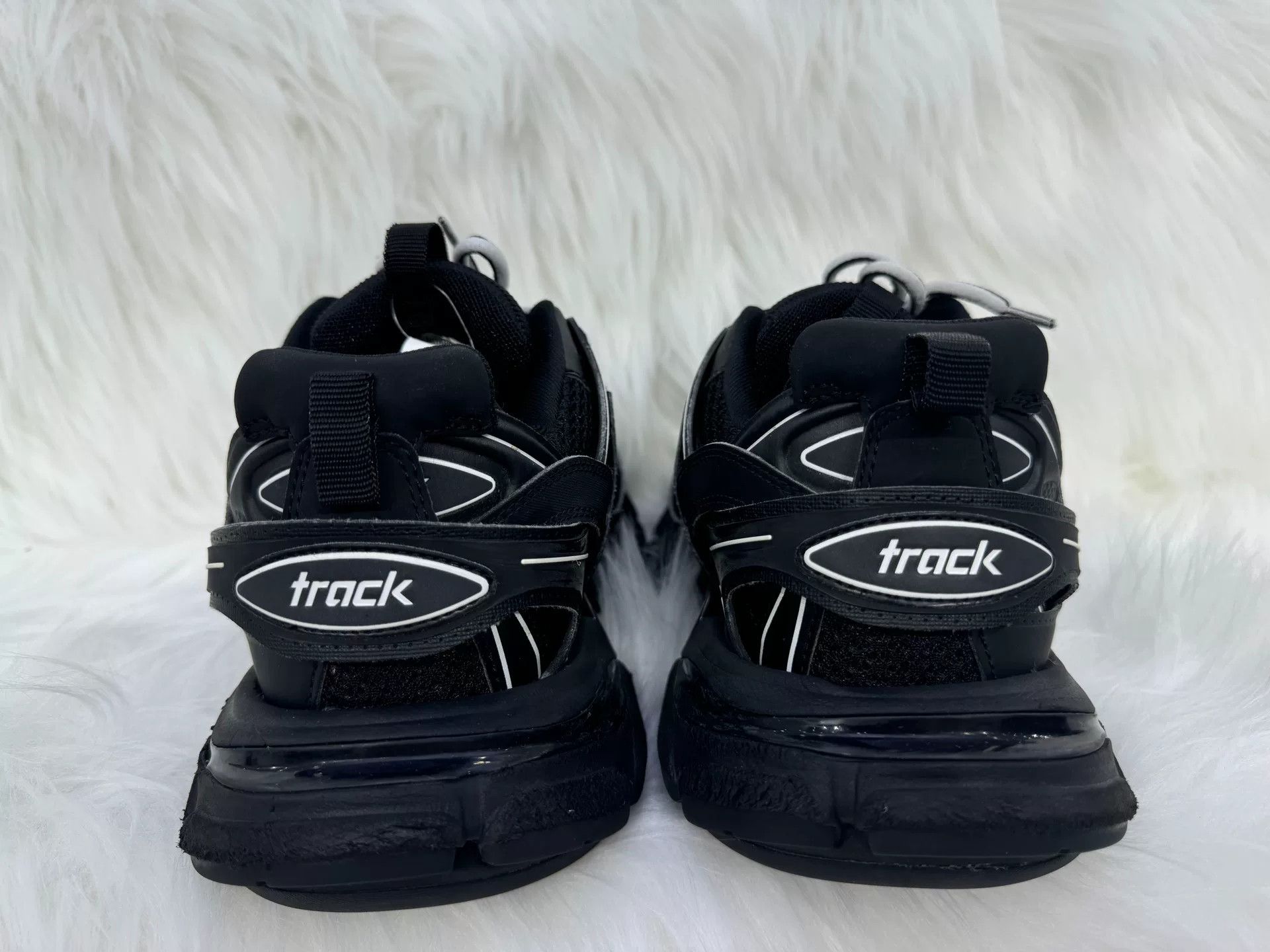 Balenciaga Balenciaga Track 1.0 Low-Top Sneakers Size US 7 / EU 40 - 3 Thumbnail